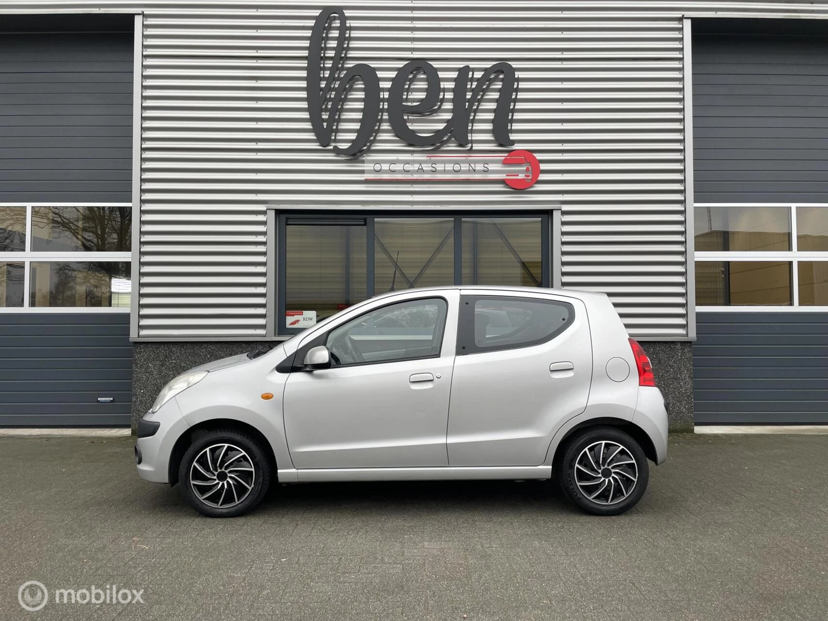 Hoofdafbeelding Nissan Pixo