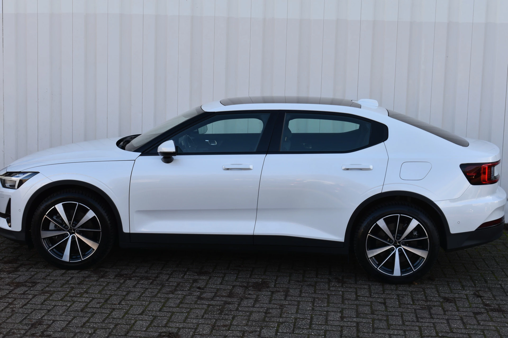 Hoofdafbeelding Polestar 2