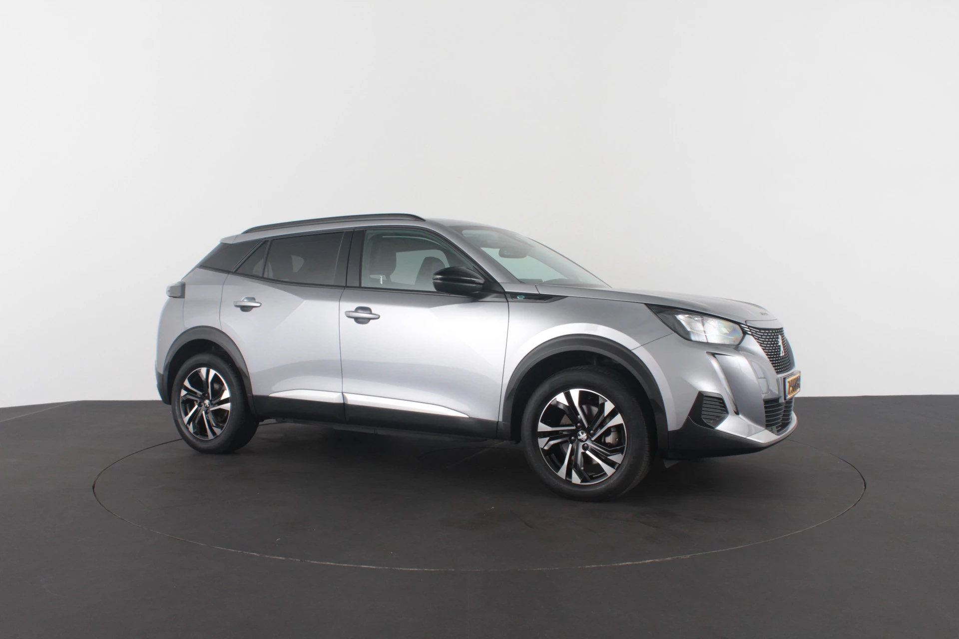 Hoofdafbeelding Peugeot e-2008