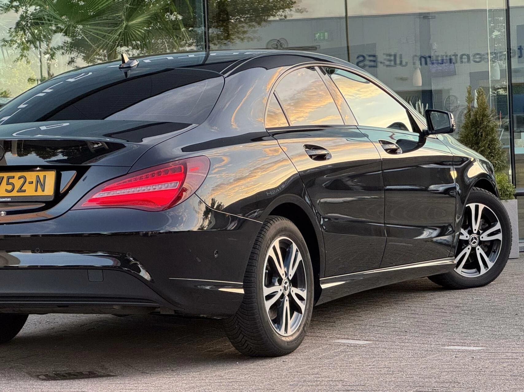 Hoofdafbeelding Mercedes-Benz CLA
