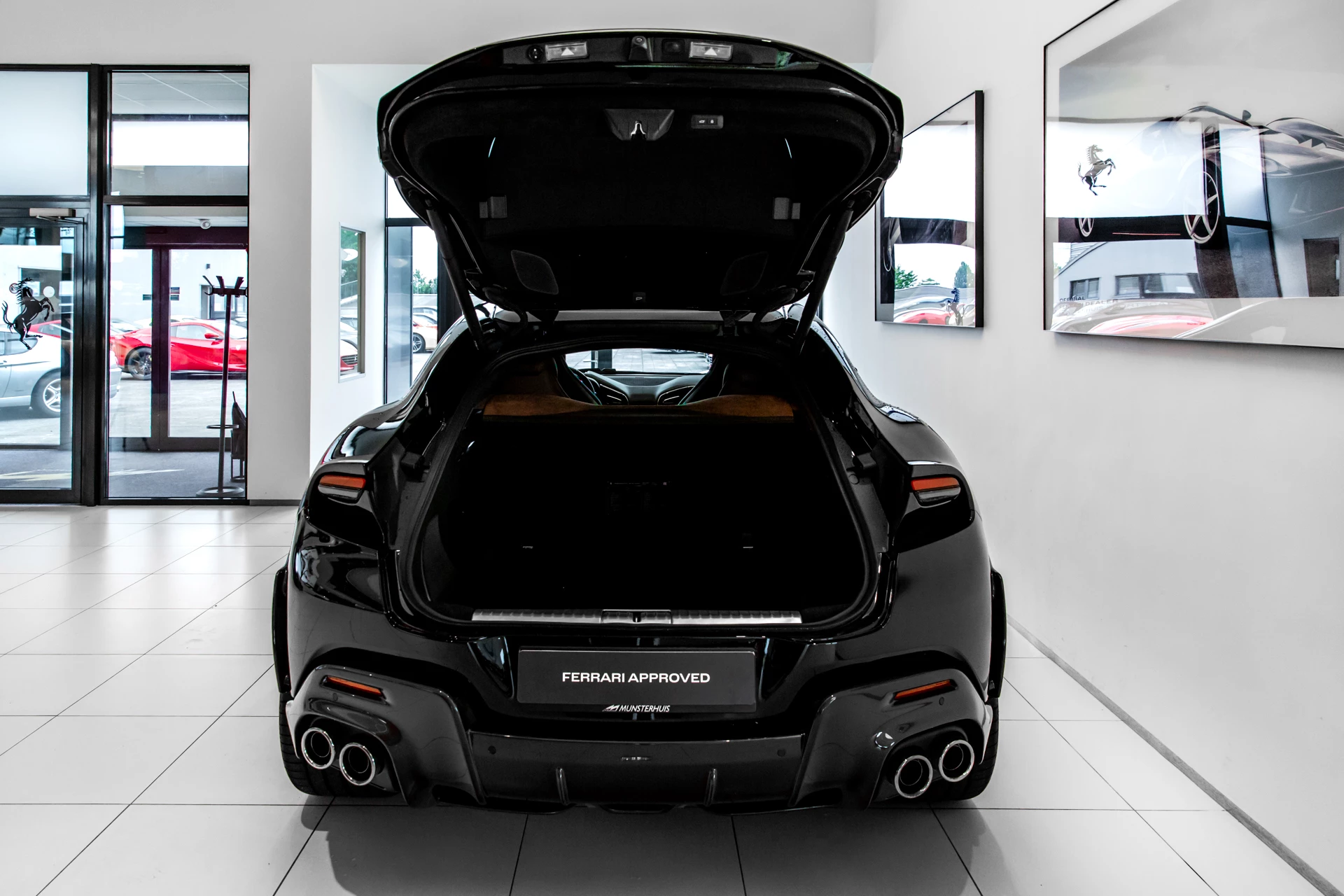 Hoofdafbeelding Ferrari Purosangue