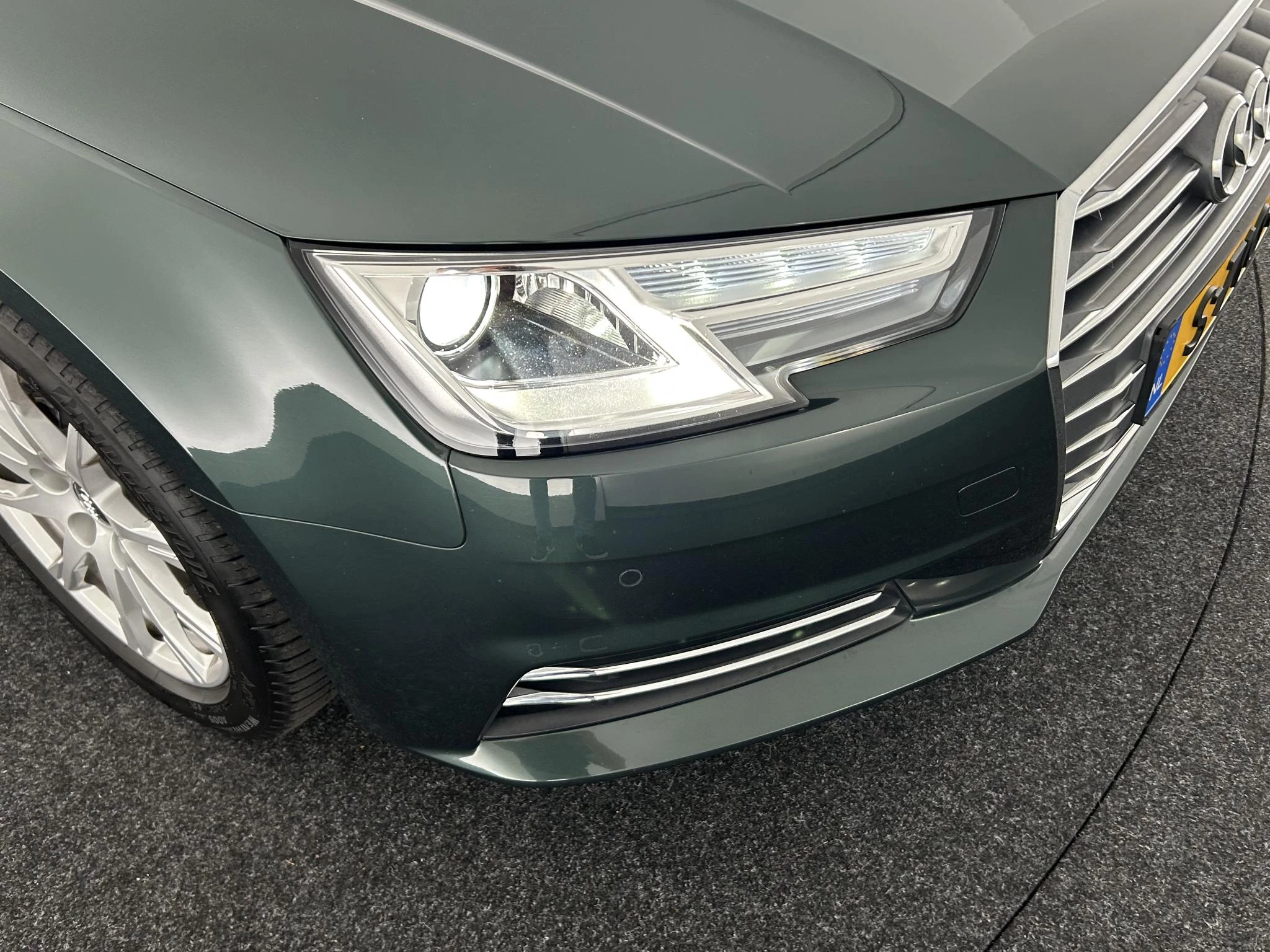 Hoofdafbeelding Audi A4