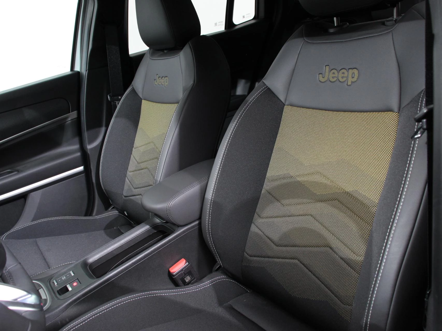 Hoofdafbeelding Jeep Avenger