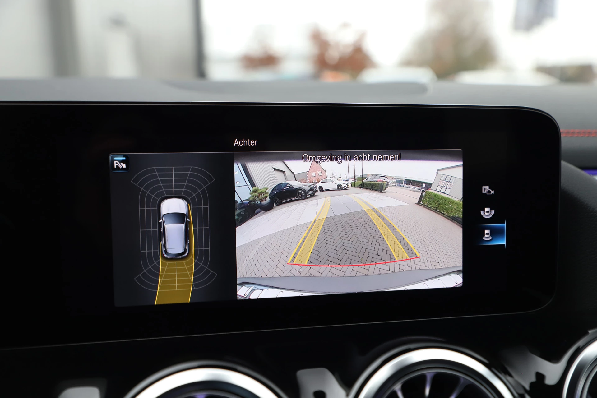 Hoofdafbeelding Mercedes-Benz EQA