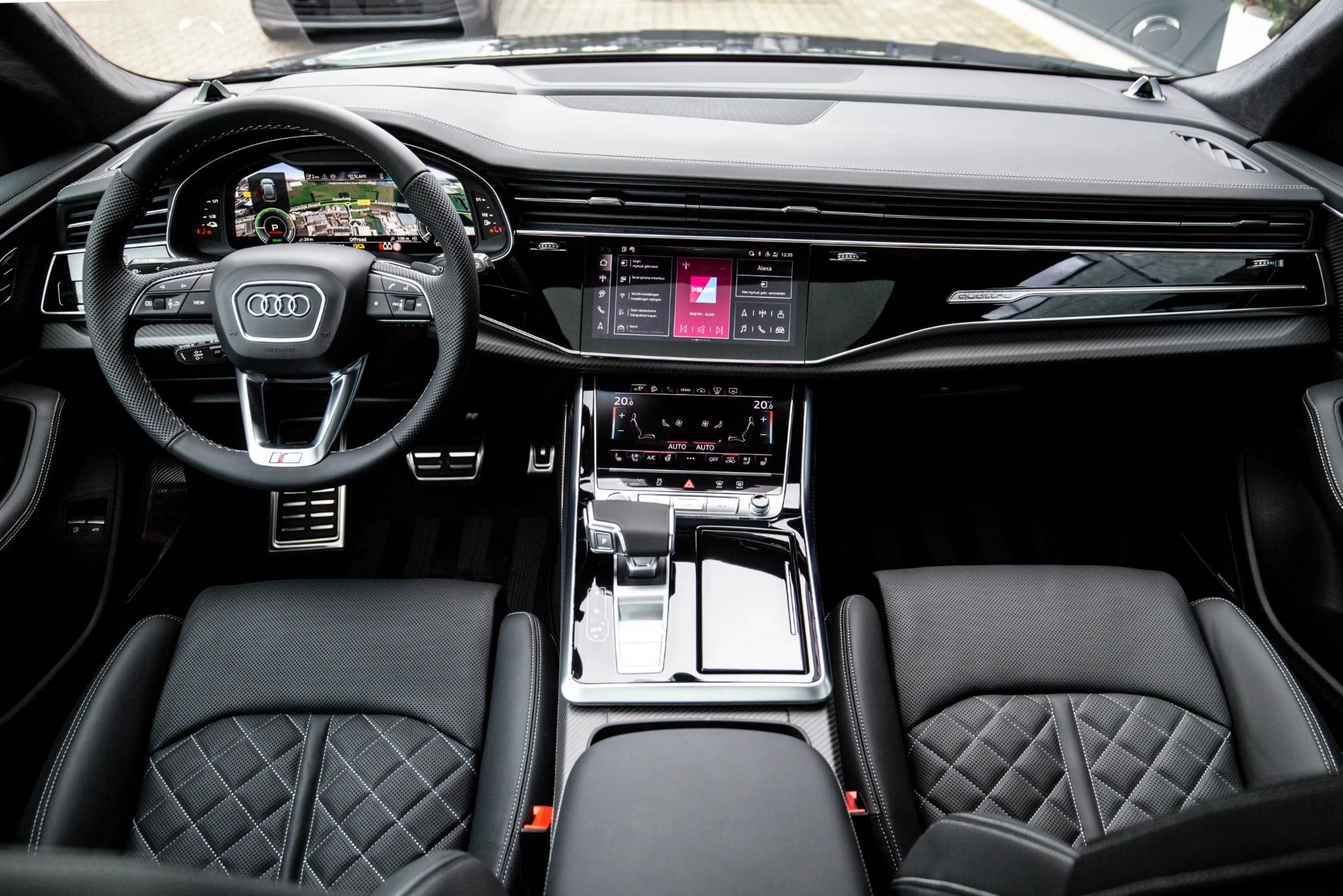 Hoofdafbeelding Audi Q8