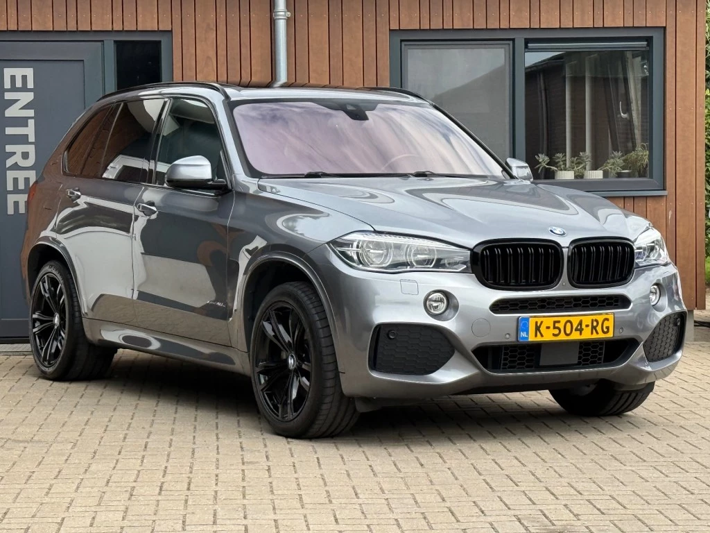 Hoofdafbeelding BMW X5