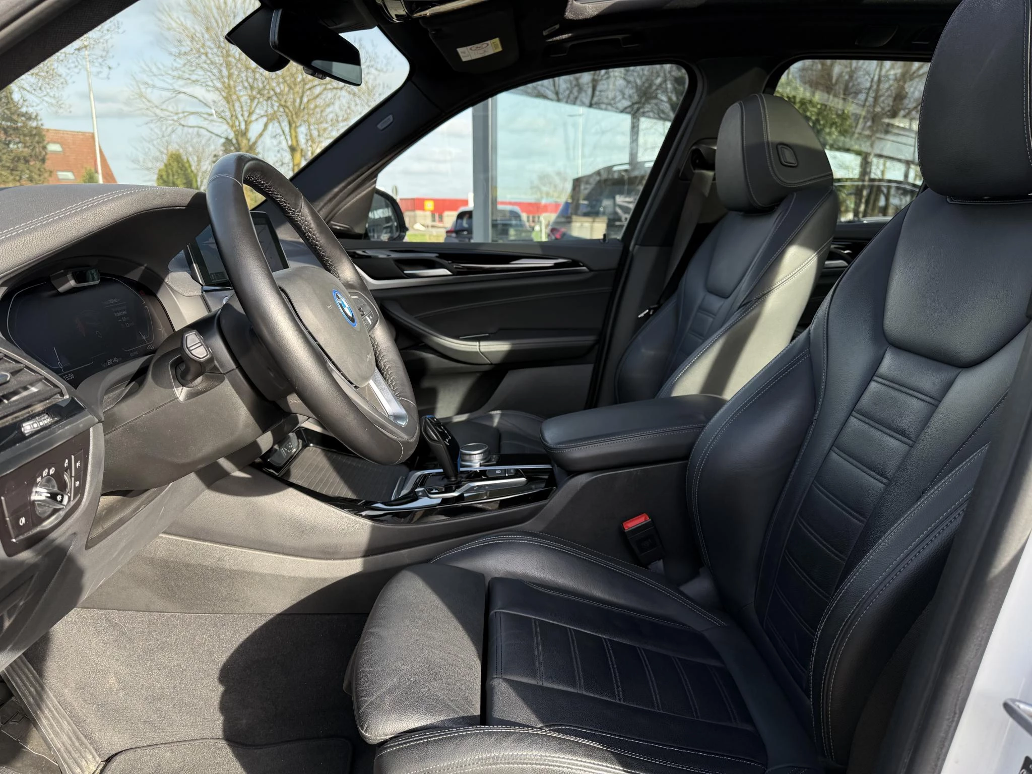 Hoofdafbeelding BMW iX3