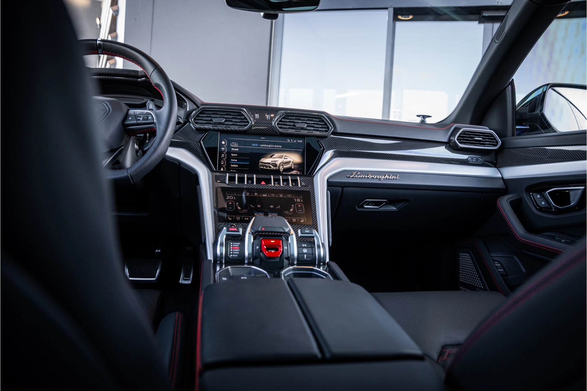 Hoofdafbeelding Lamborghini Urus