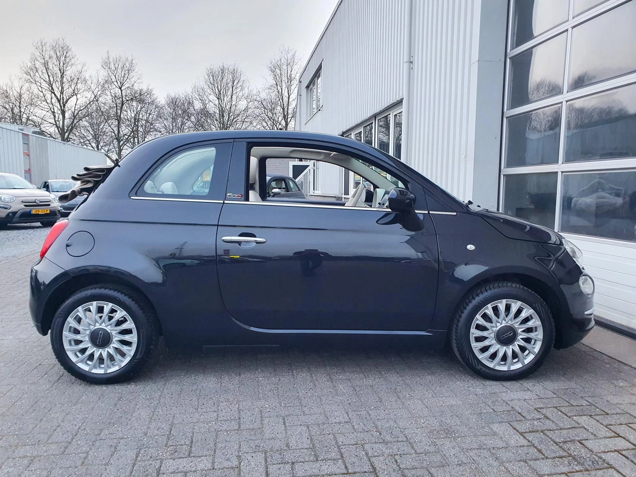 Hoofdafbeelding Fiat 500C