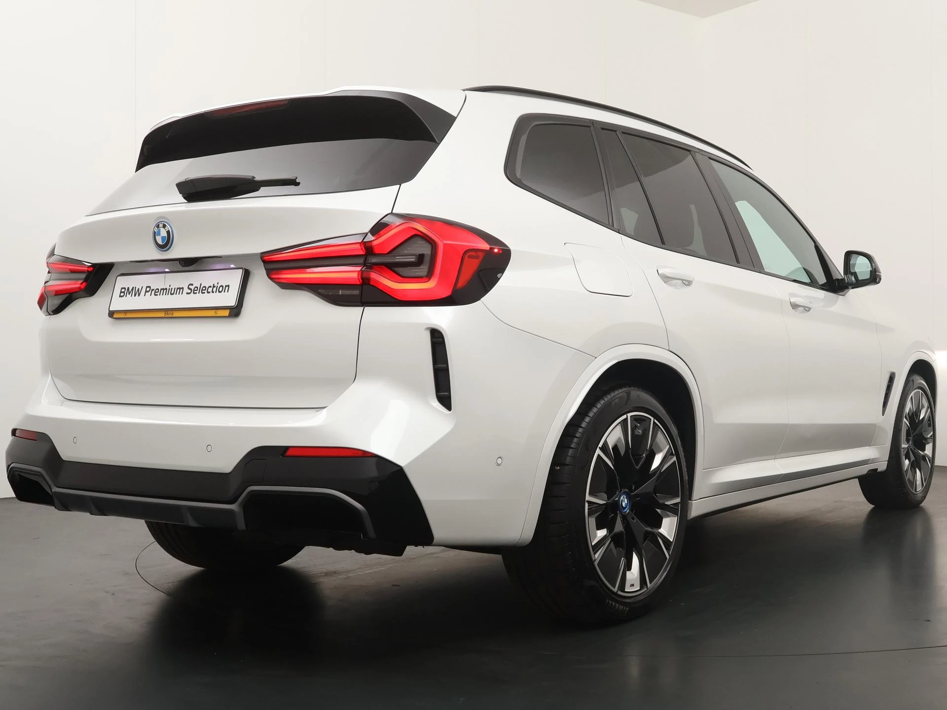 Hoofdafbeelding BMW iX3