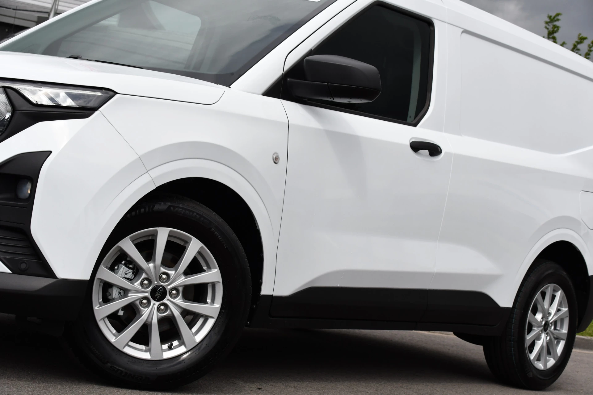 Hoofdafbeelding Ford Transit Courier