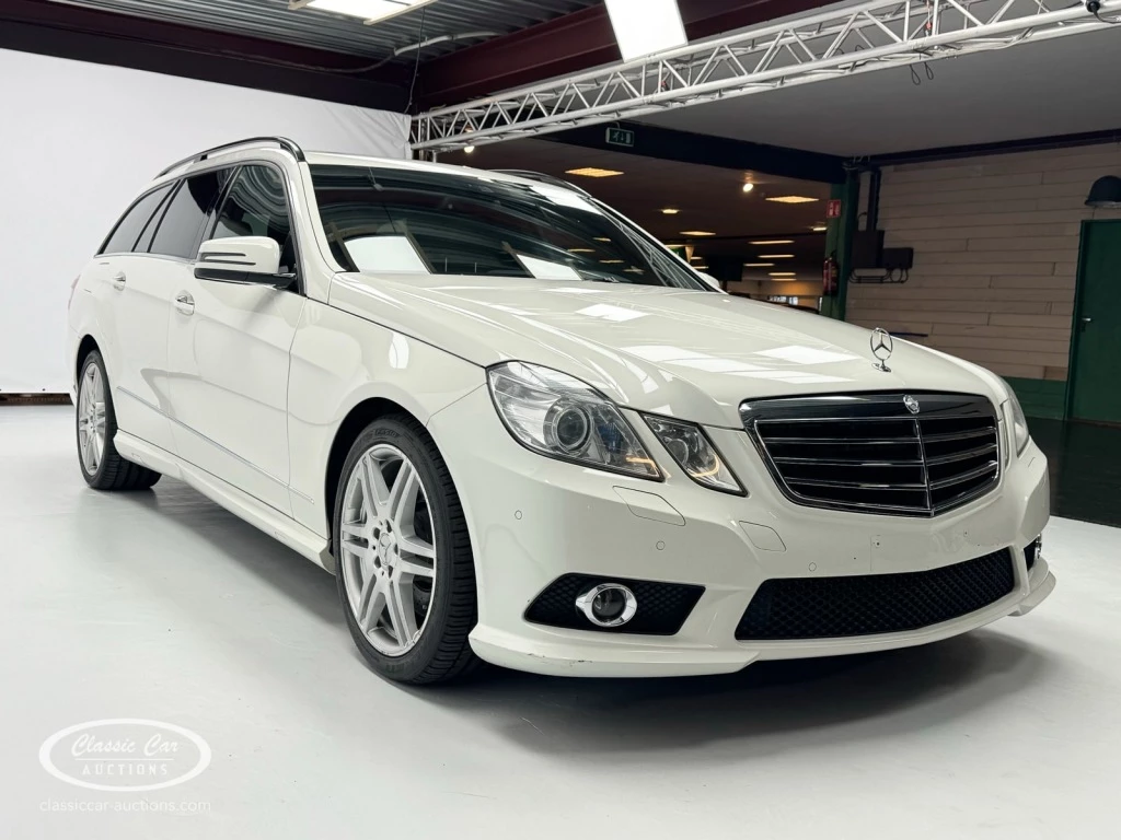 Hoofdafbeelding Mercedes-Benz E-Klasse