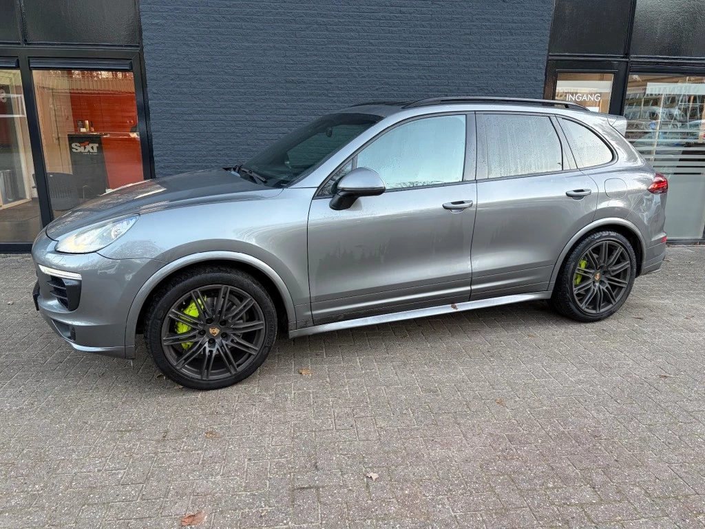 Hoofdafbeelding Porsche Cayenne