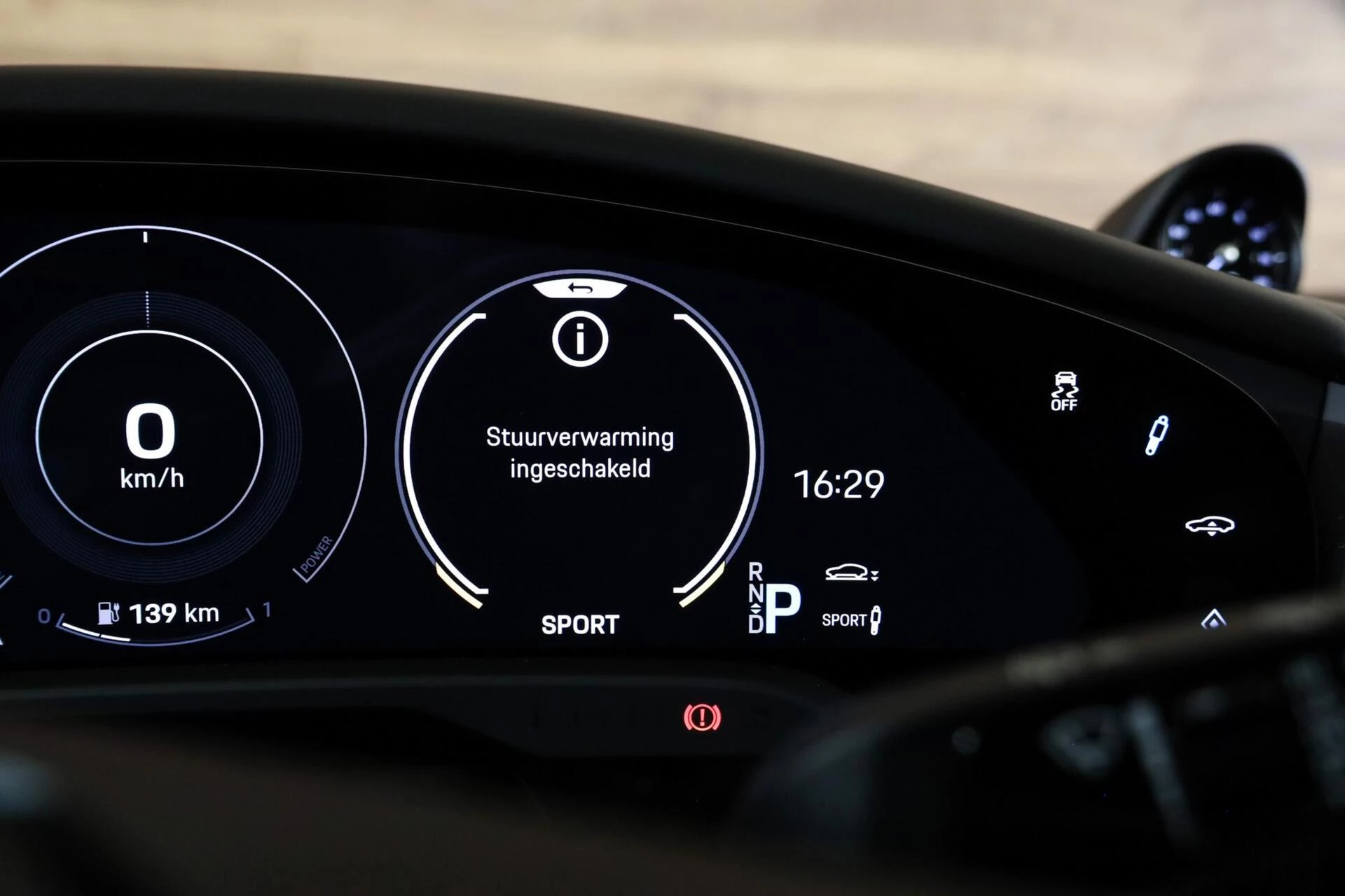 Hoofdafbeelding Porsche Taycan