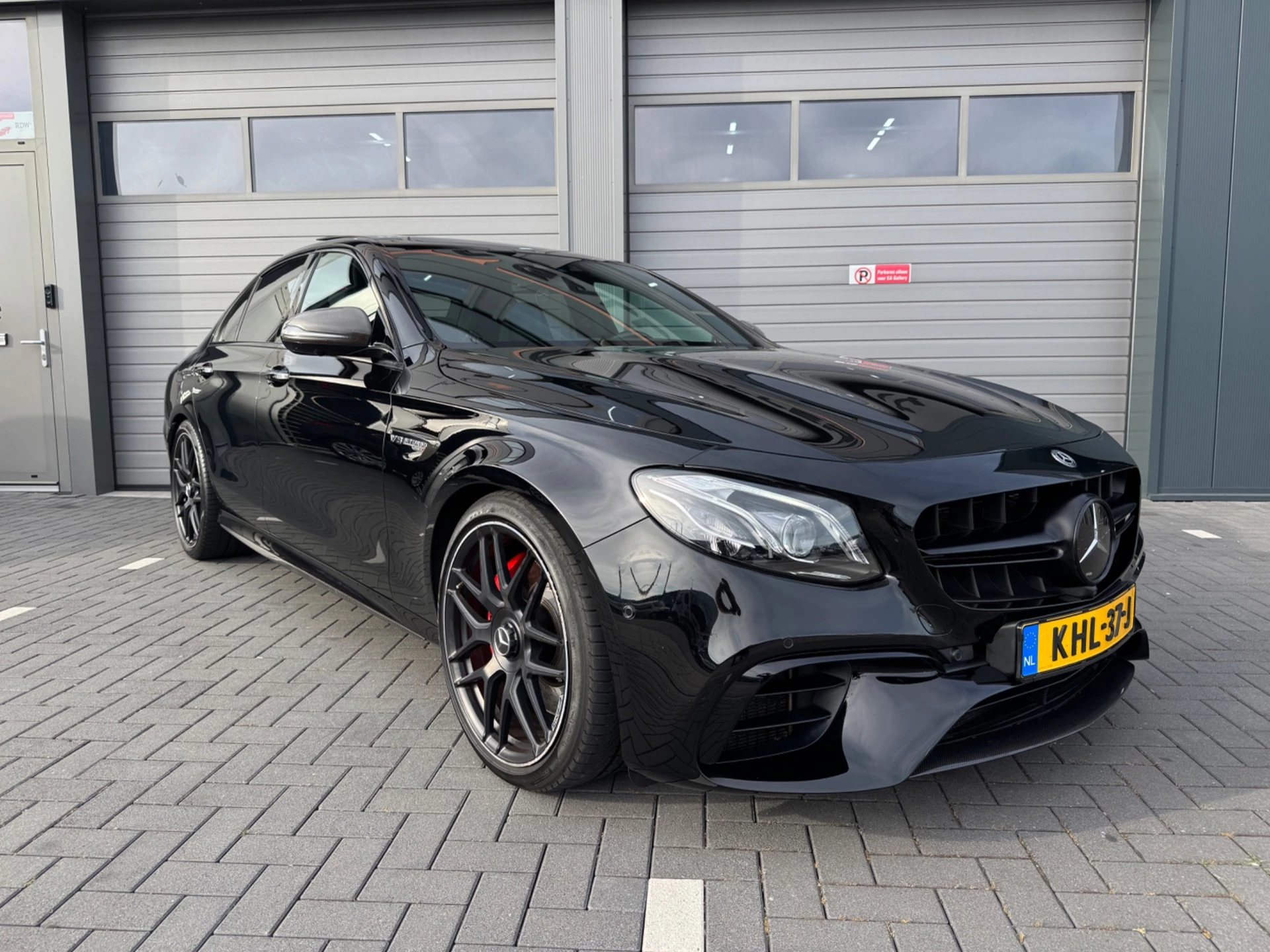 Hoofdafbeelding Mercedes-Benz E-Klasse