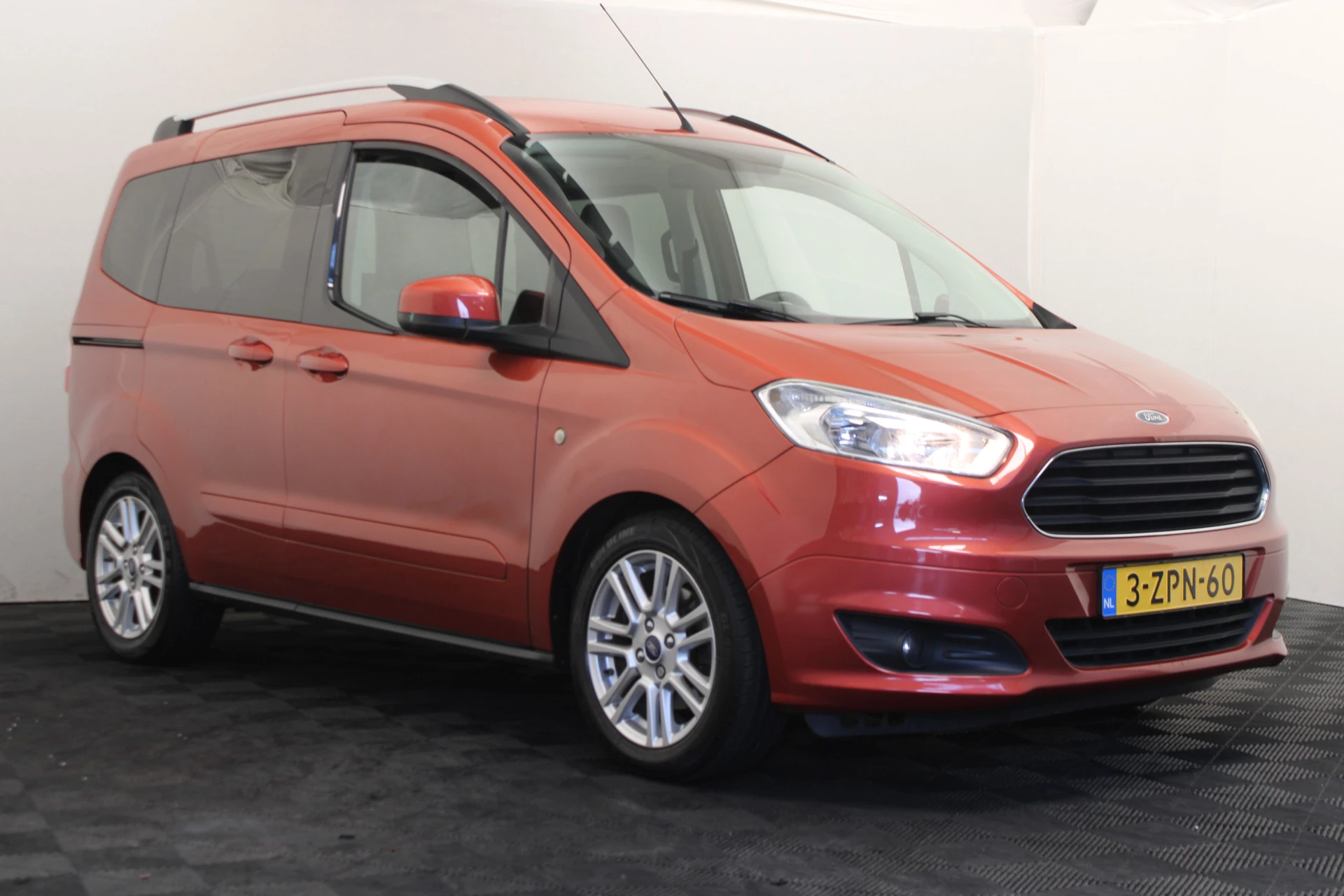 Hoofdafbeelding Ford Tourneo Courier
