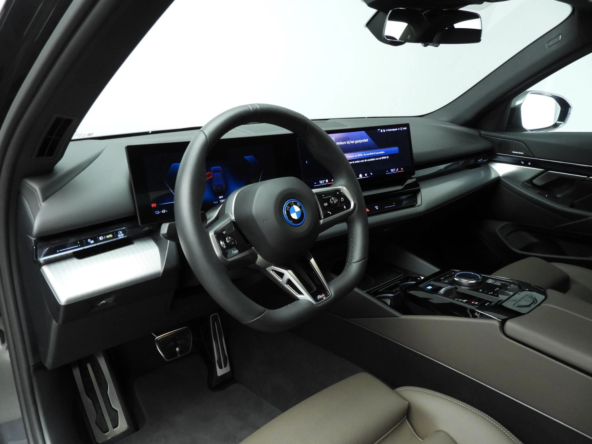 Hoofdafbeelding BMW i5