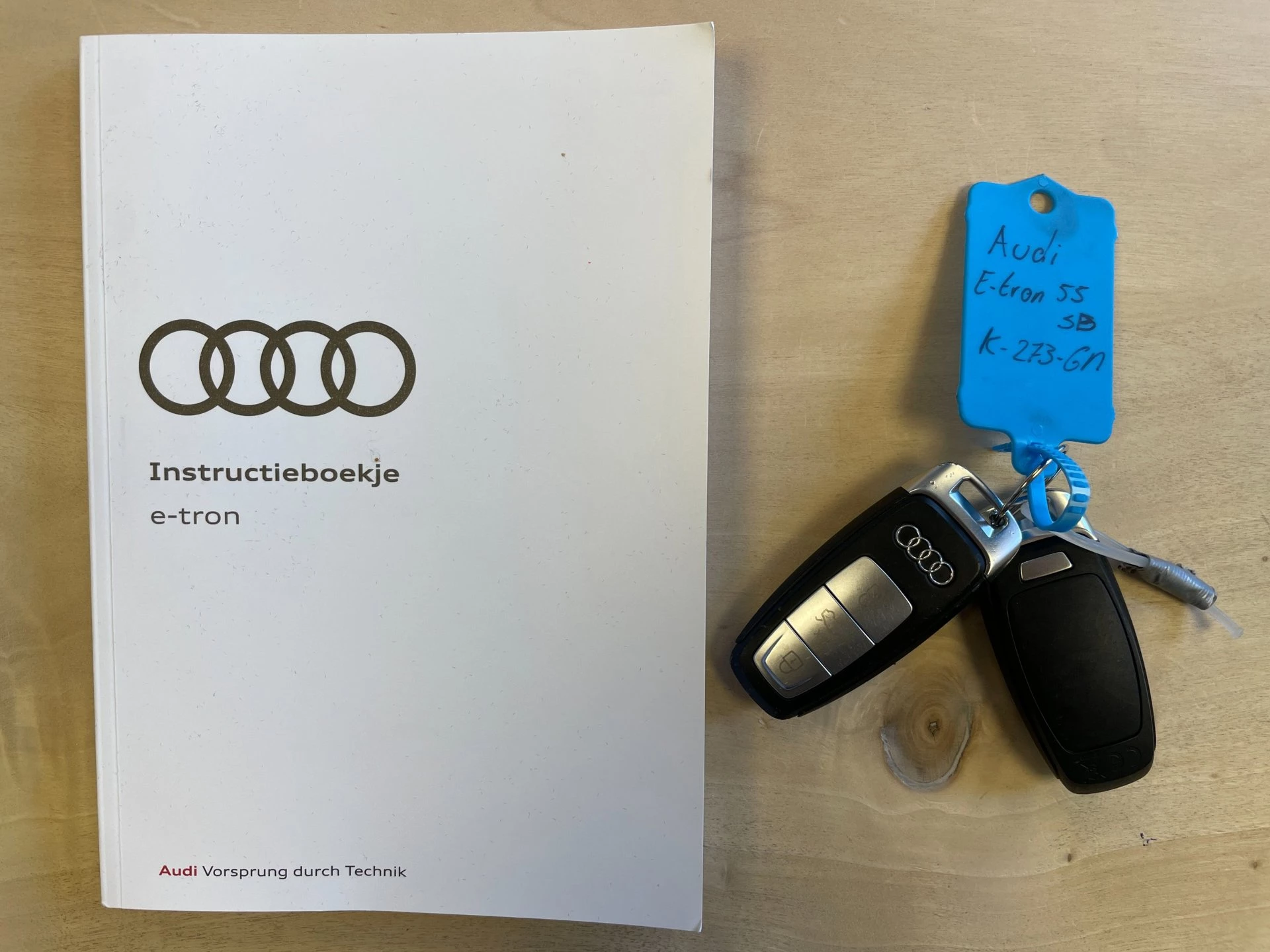 Hoofdafbeelding Audi e-tron