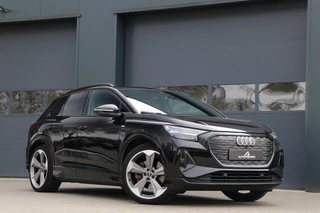 Hoofdafbeelding Audi Q4 e-tron Audi Q4 e-tron 40 2x S-LINE 77 kWh AdaptivCruise SonosAudio Warmtepomp PrivacyGlass RS velgen Pdc AppleCarplay Led Uitstraling !141000KM BJ2022