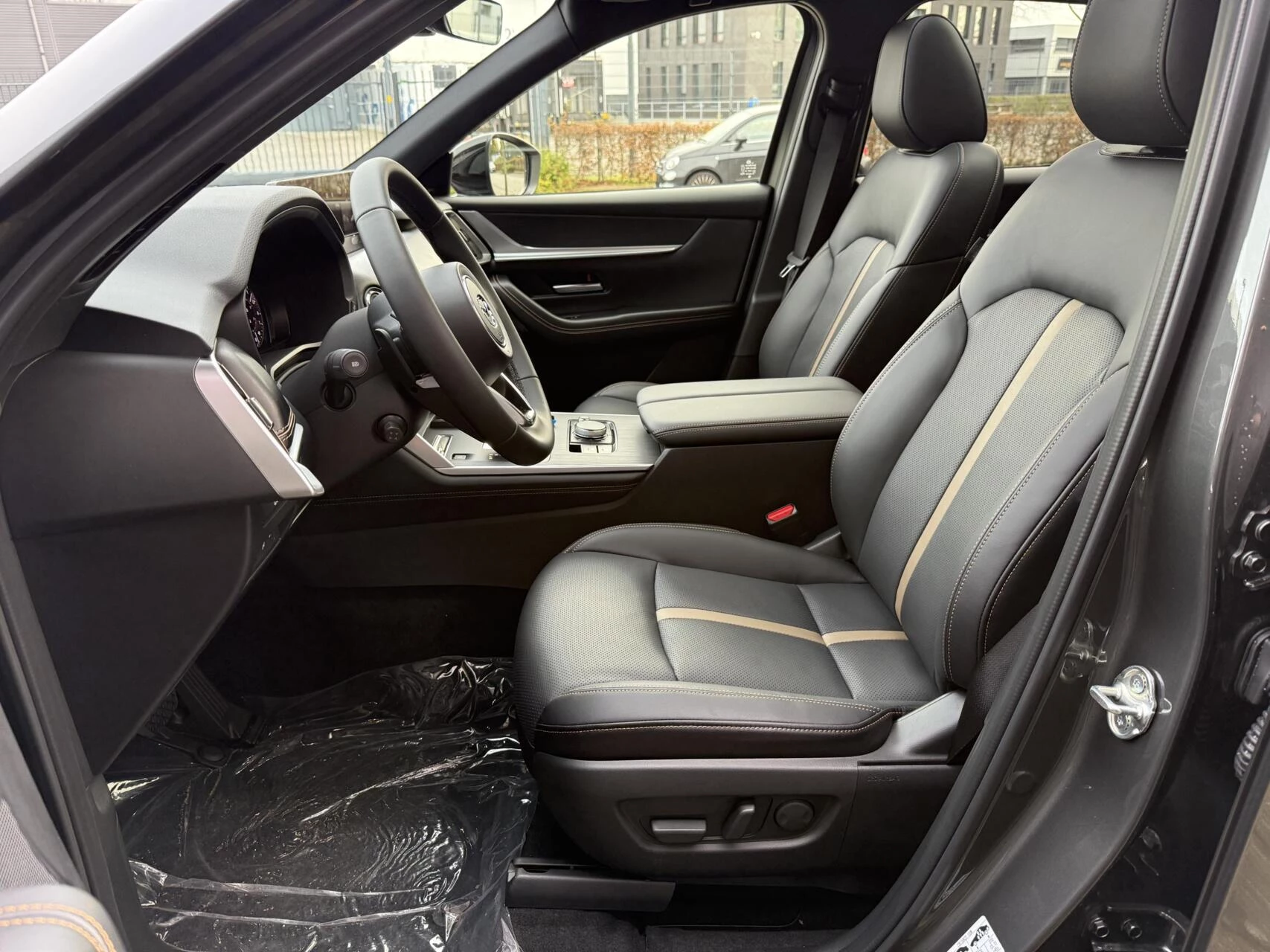 Hoofdafbeelding Mazda CX-60