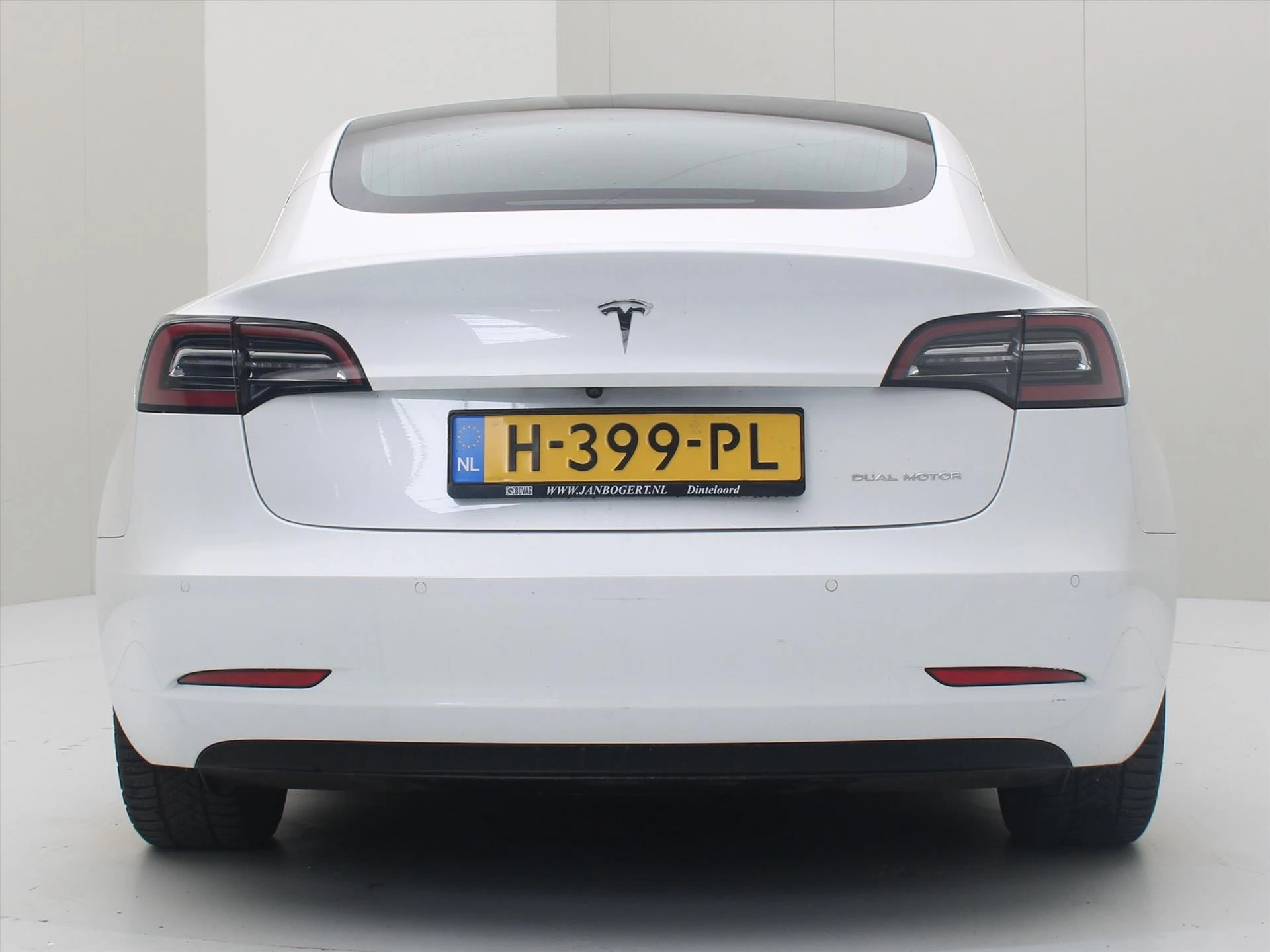 Hoofdafbeelding Tesla Model 3