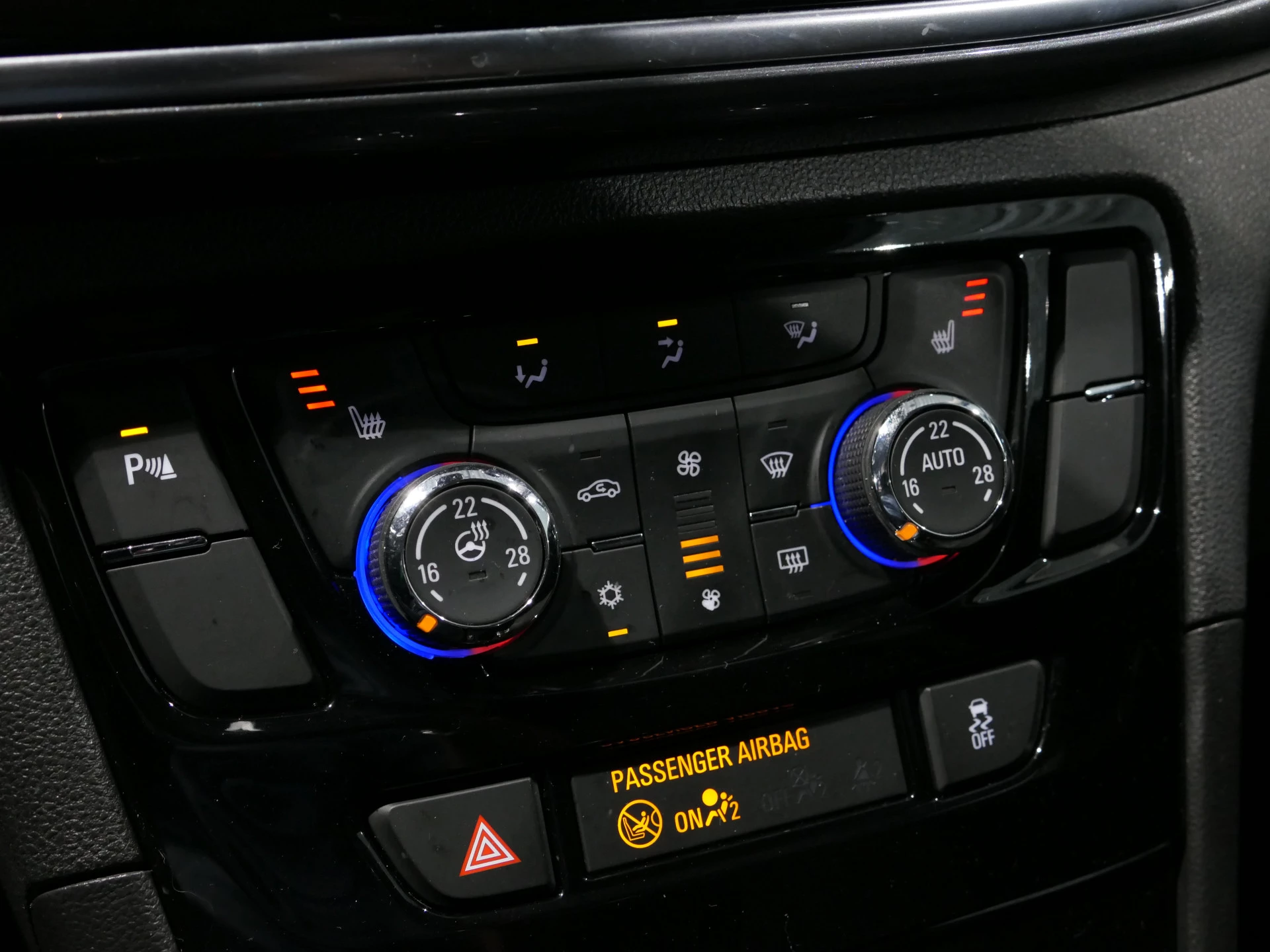 Hoofdafbeelding Opel Mokka X