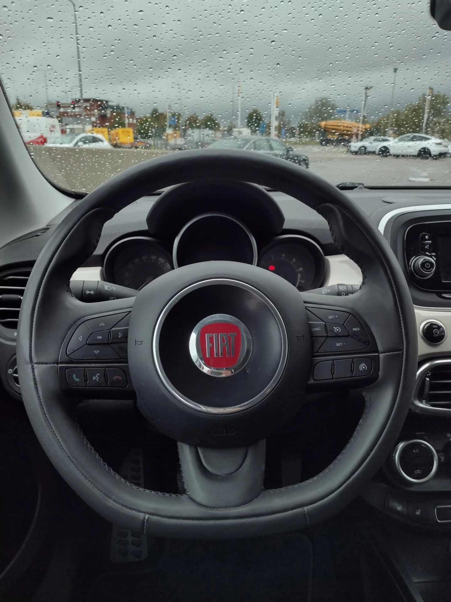 Hoofdafbeelding Fiat 500X