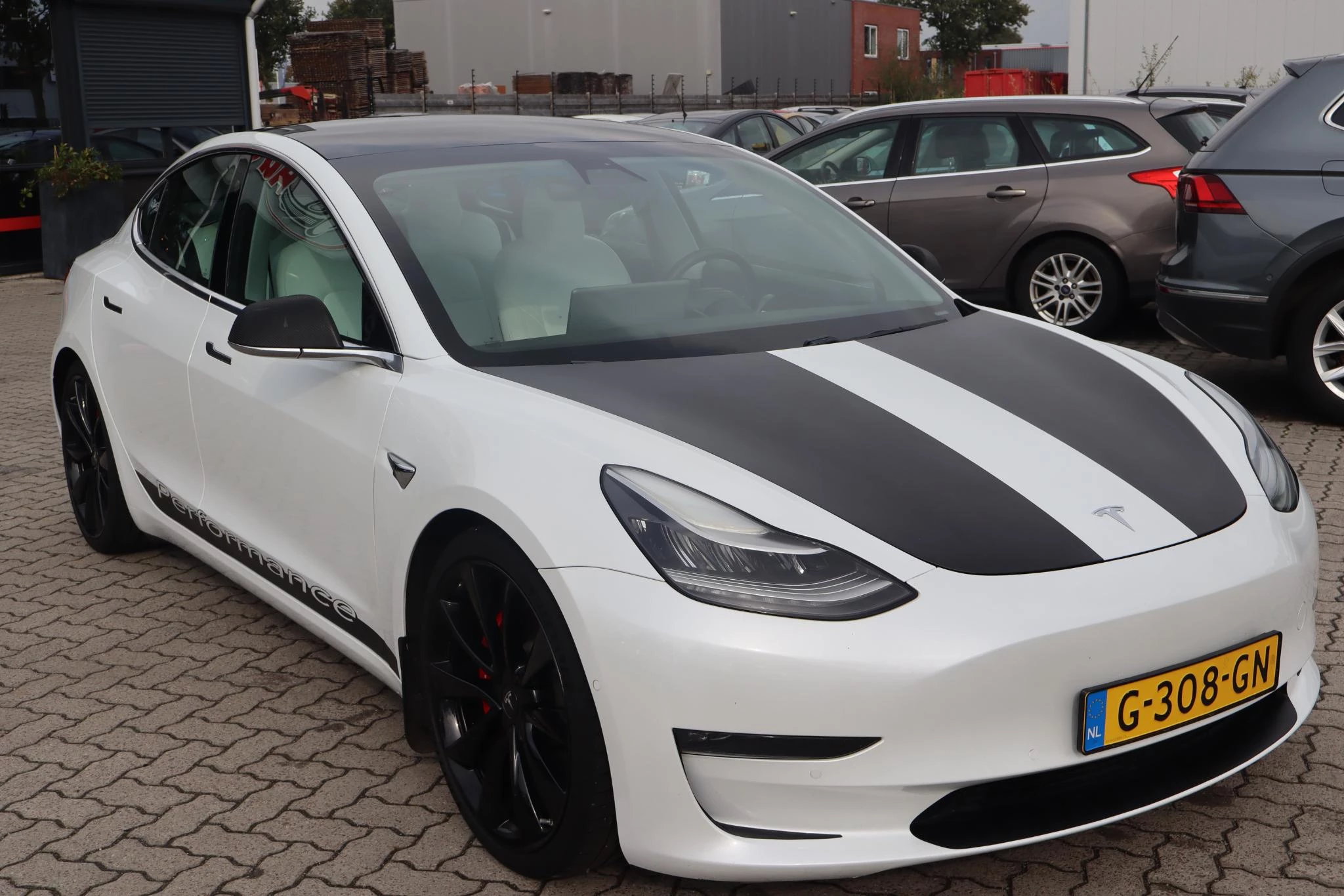 Hoofdafbeelding Tesla Model 3