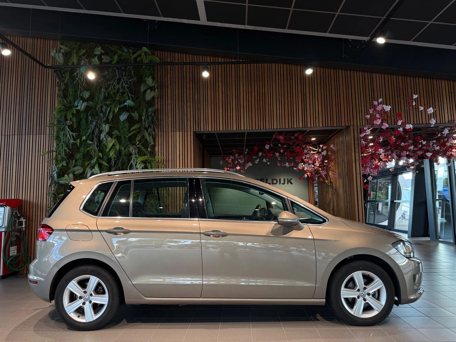 Hoofdafbeelding Volkswagen Golf Sportsvan