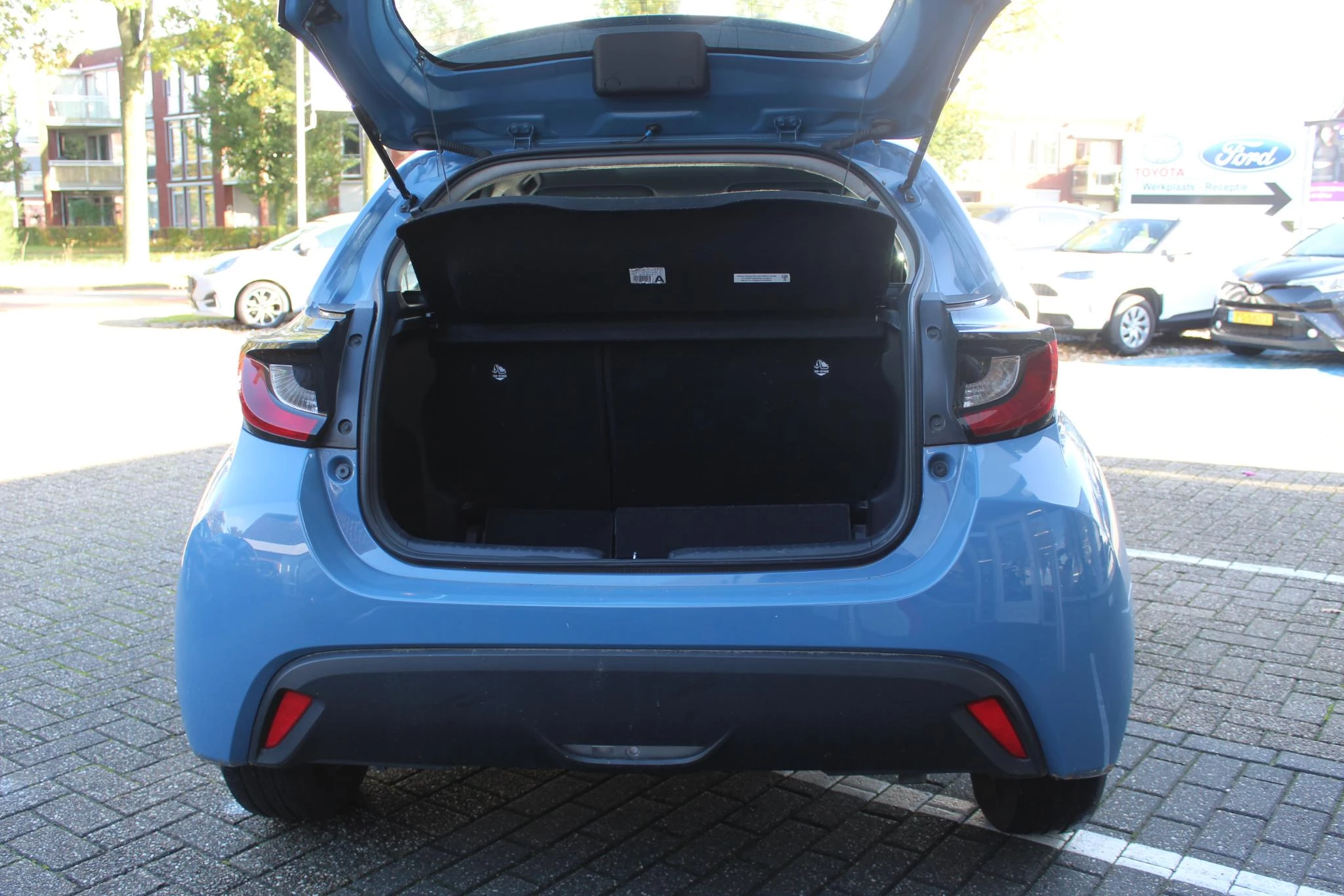 Hoofdafbeelding Toyota Yaris