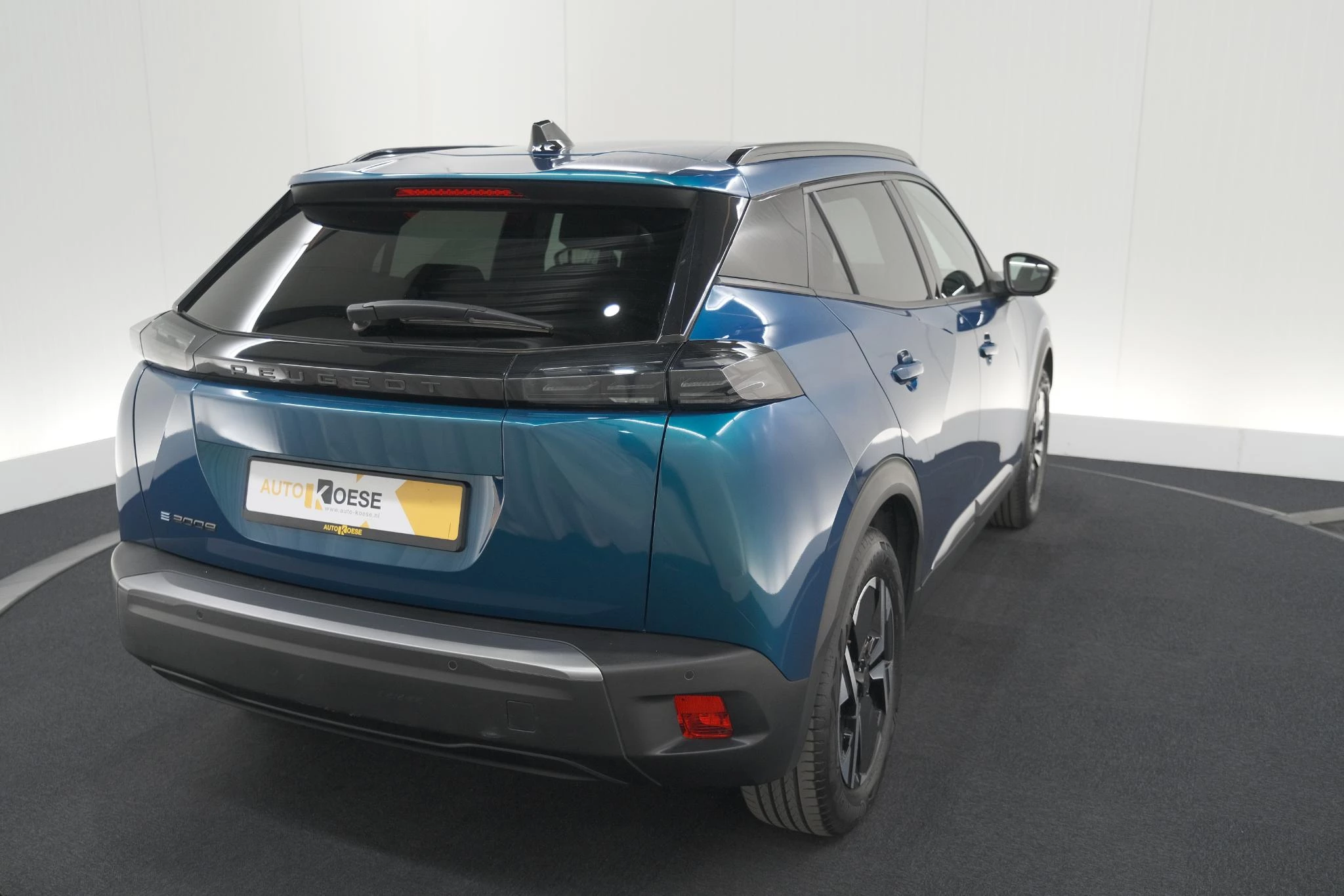 Hoofdafbeelding Peugeot e-2008