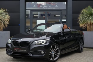 Hoofdafbeelding BMW 2 Serie BMW 2 Serie Cabrio 220i High Executive 184pk Navigatie/Stoelverwarming/Windscherm