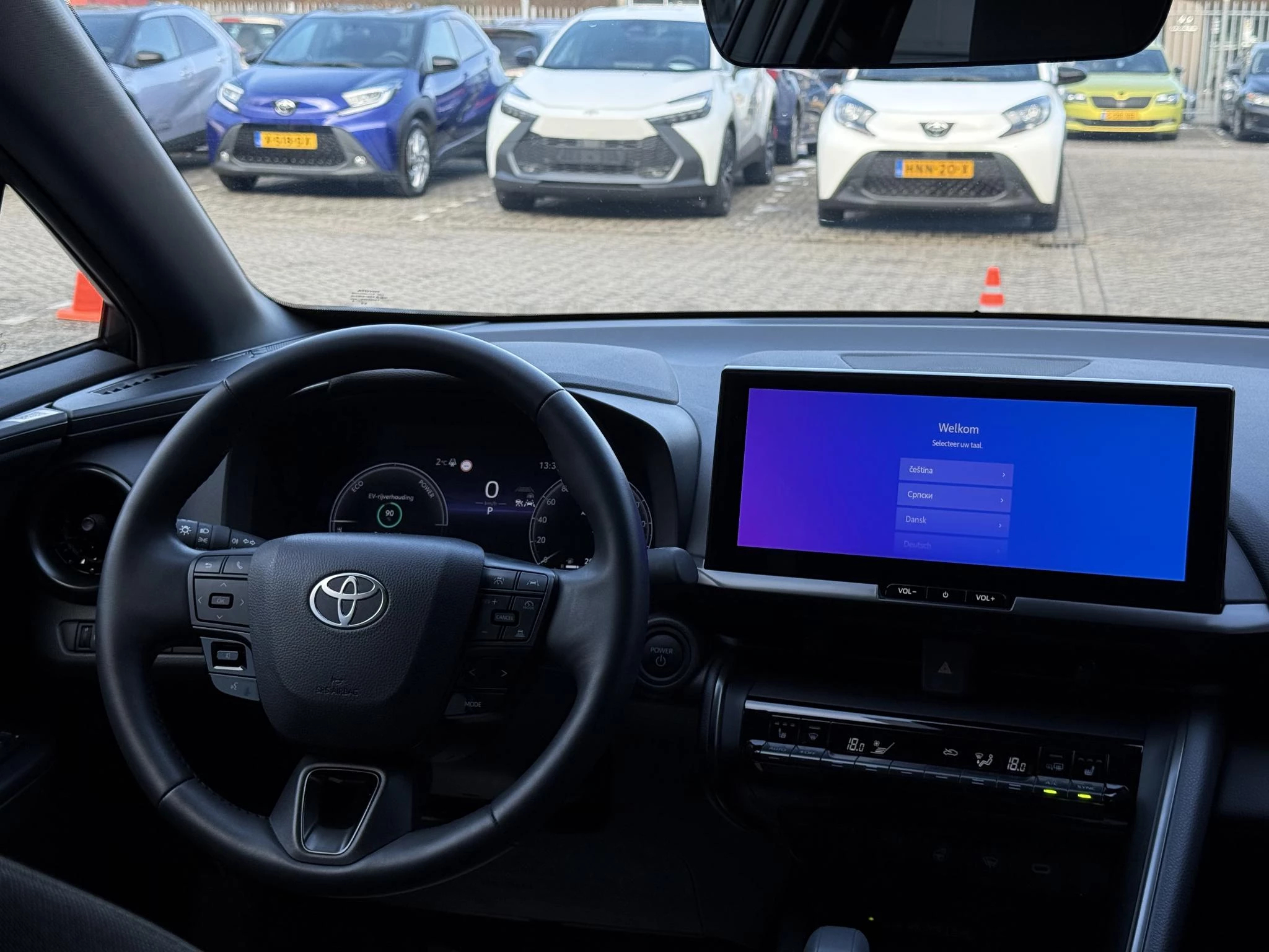 Hoofdafbeelding Toyota C-HR