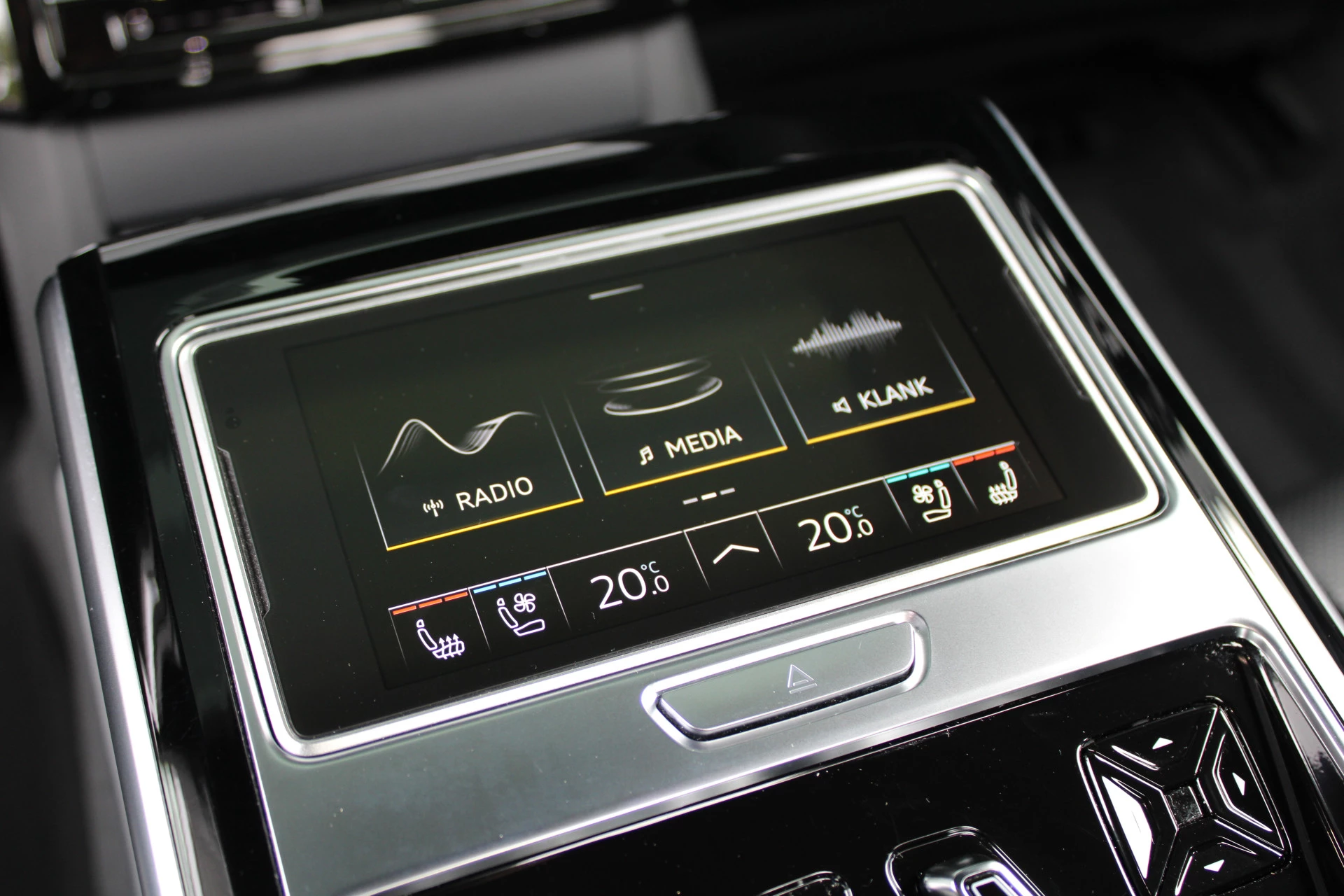 Hoofdafbeelding Audi S8