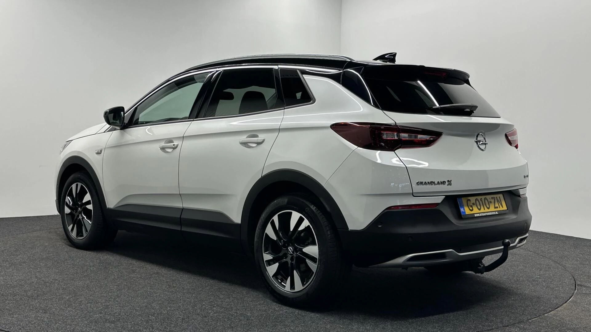Hoofdafbeelding Opel Grandland X