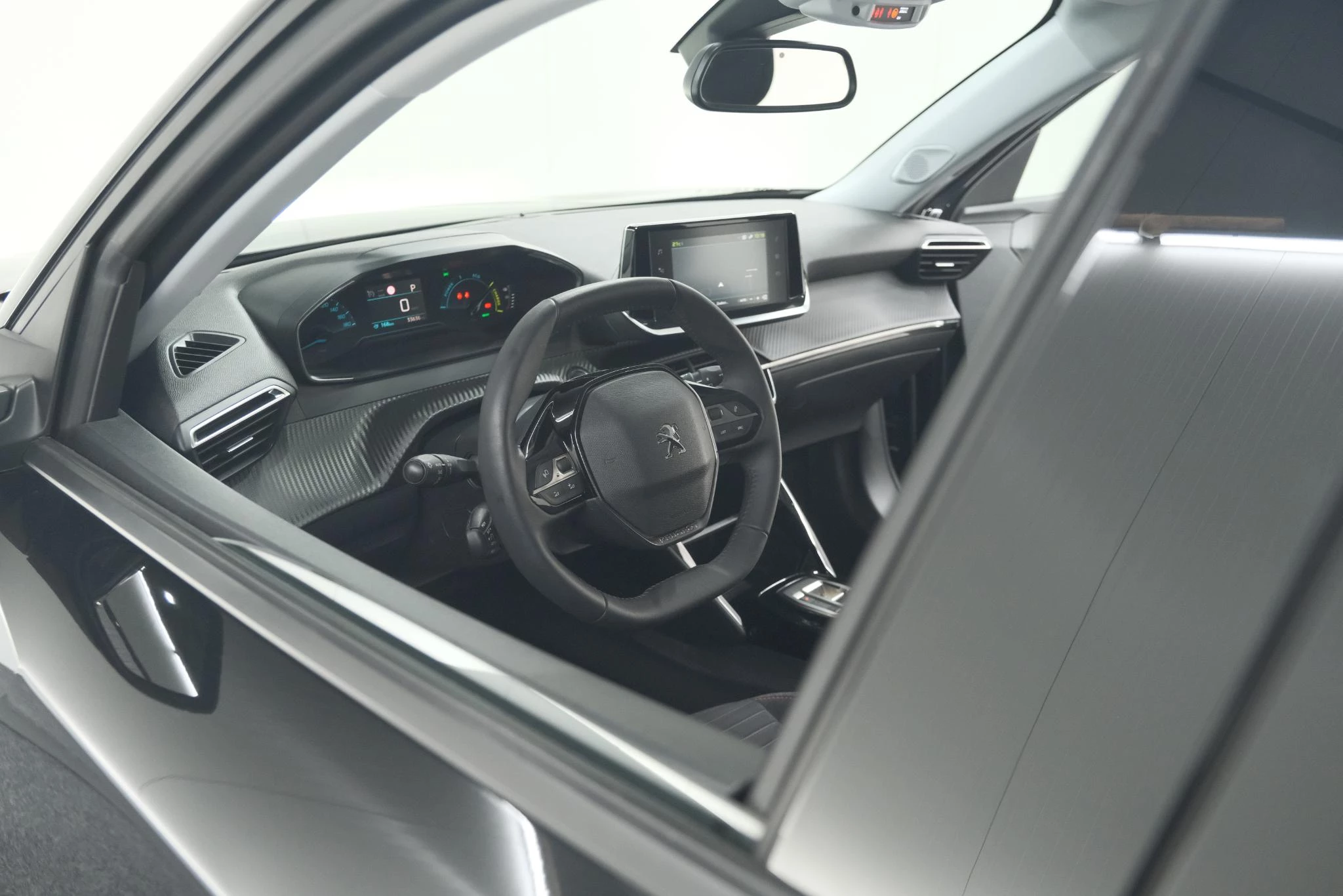 Hoofdafbeelding Peugeot e-2008