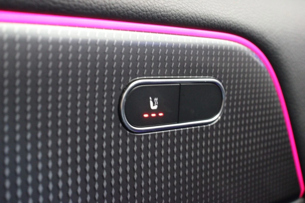 Hoofdafbeelding Mercedes-Benz EQA