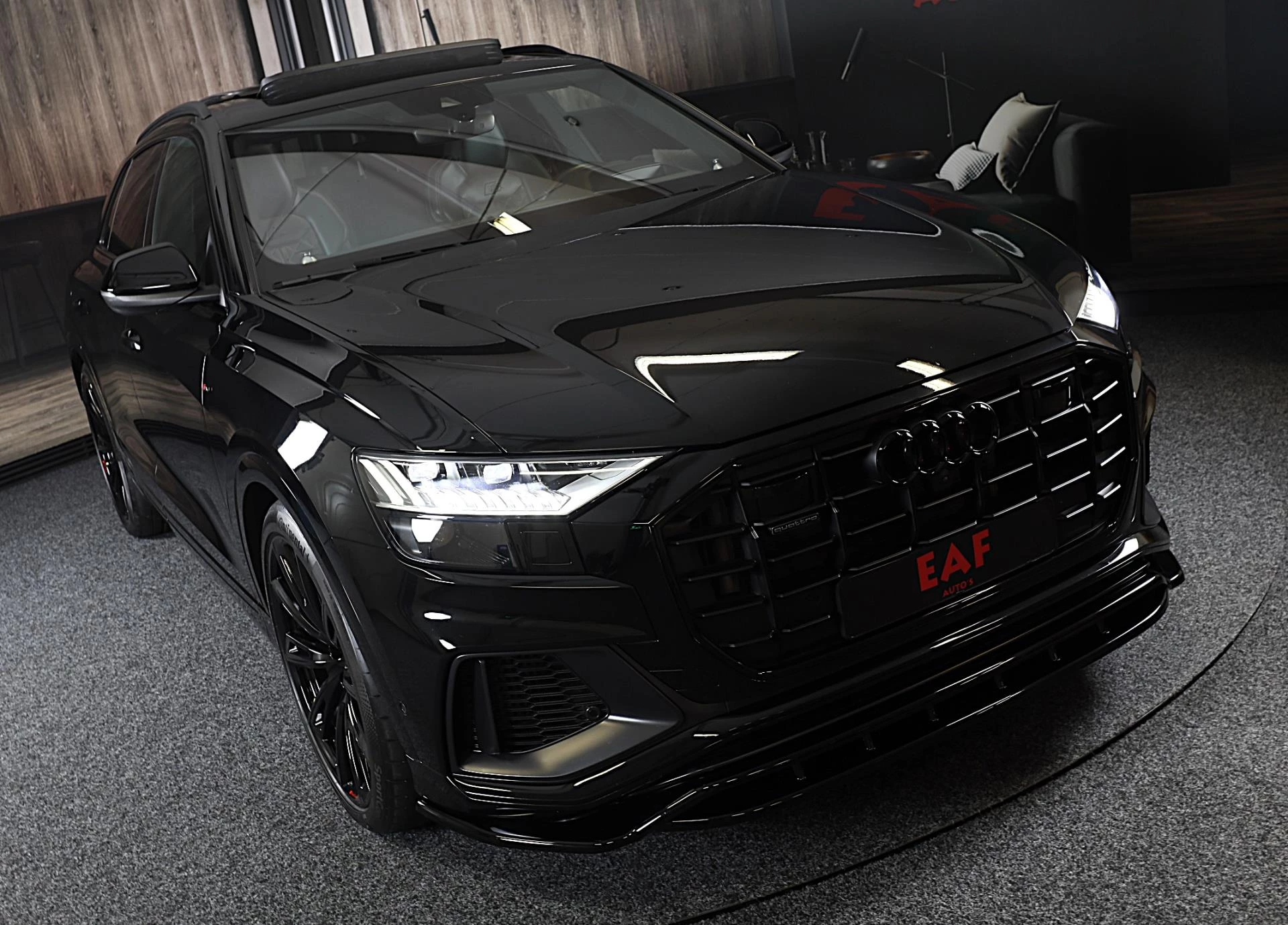 Hoofdafbeelding Audi Q8
