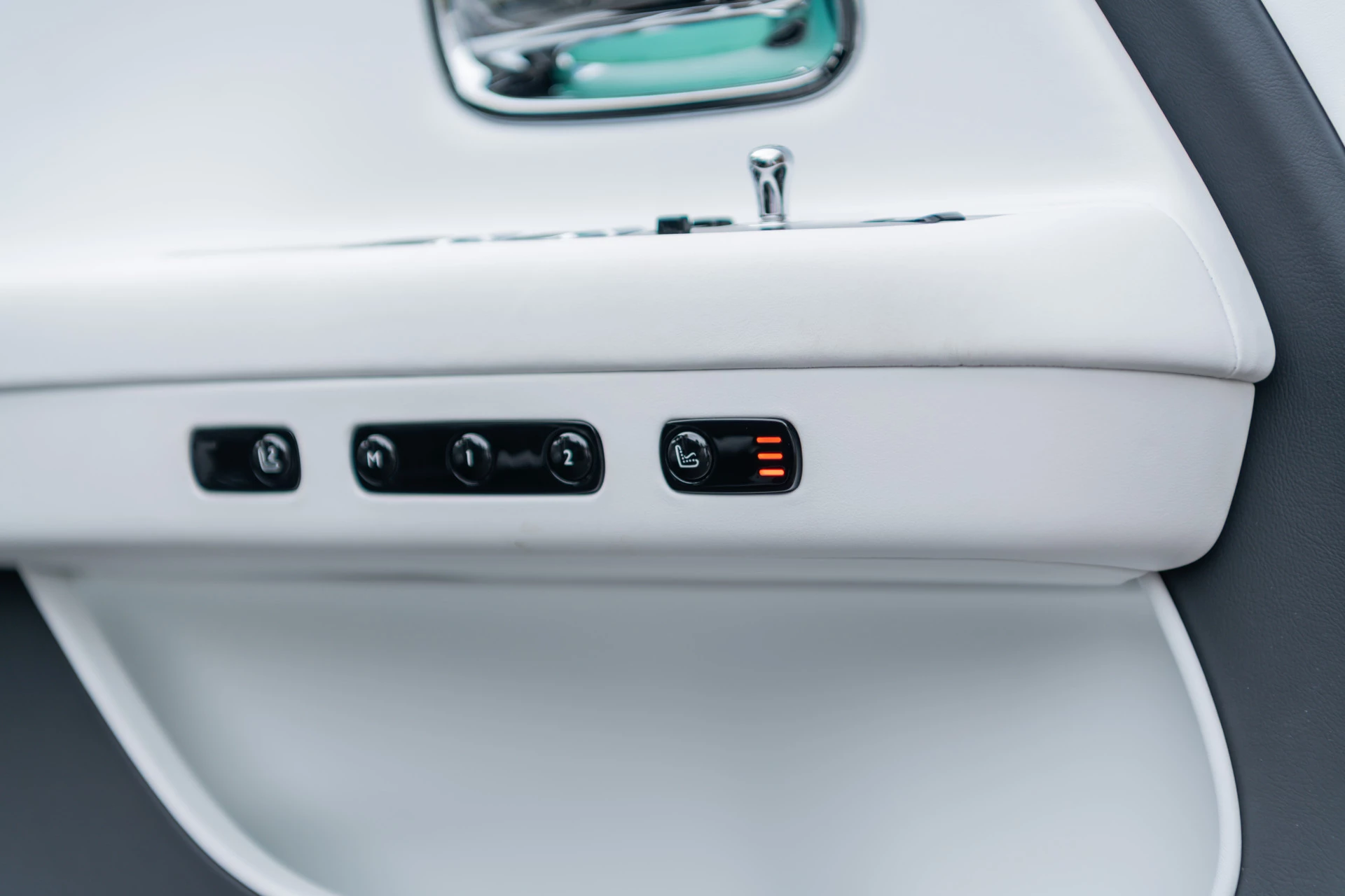 Hoofdafbeelding Rolls-Royce Spectre