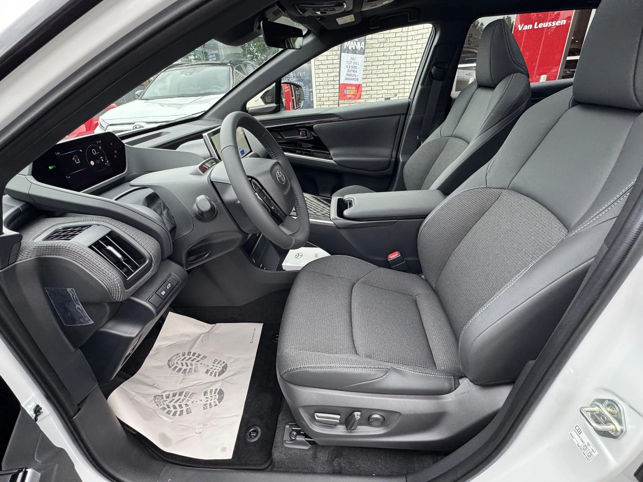 Hoofdafbeelding Toyota bZ4X