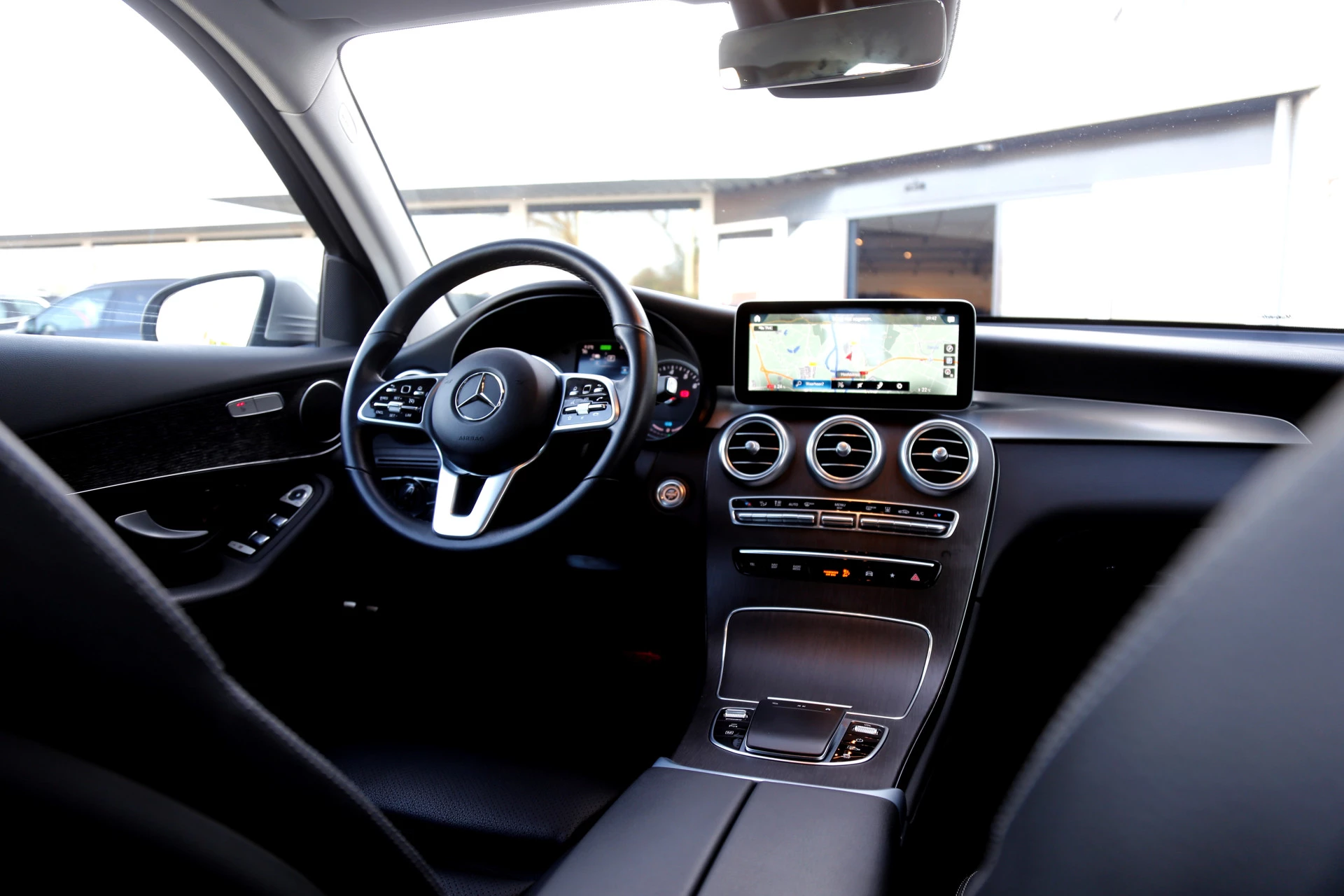 Hoofdafbeelding Mercedes-Benz GLC