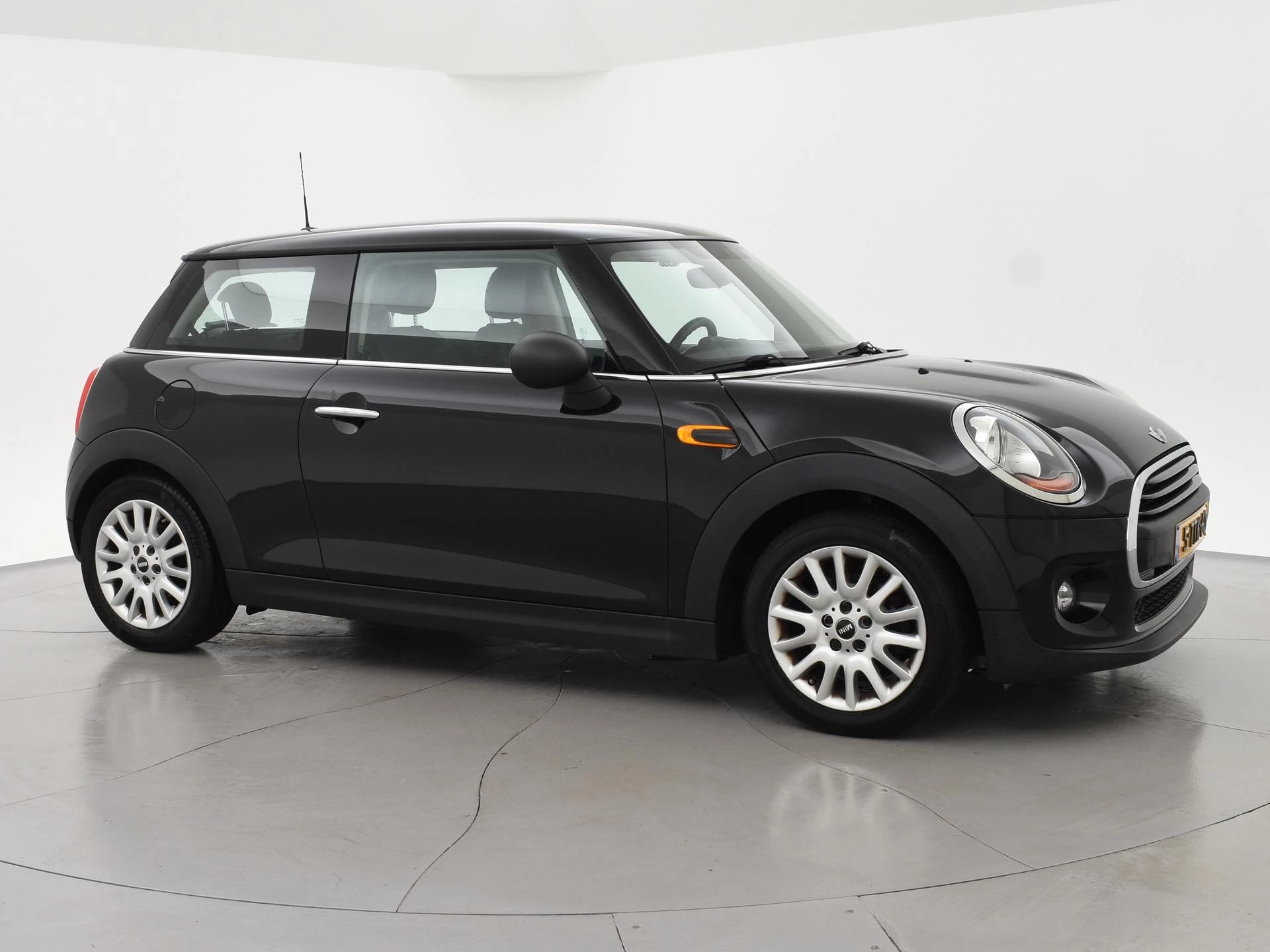 Hoofdafbeelding MINI One