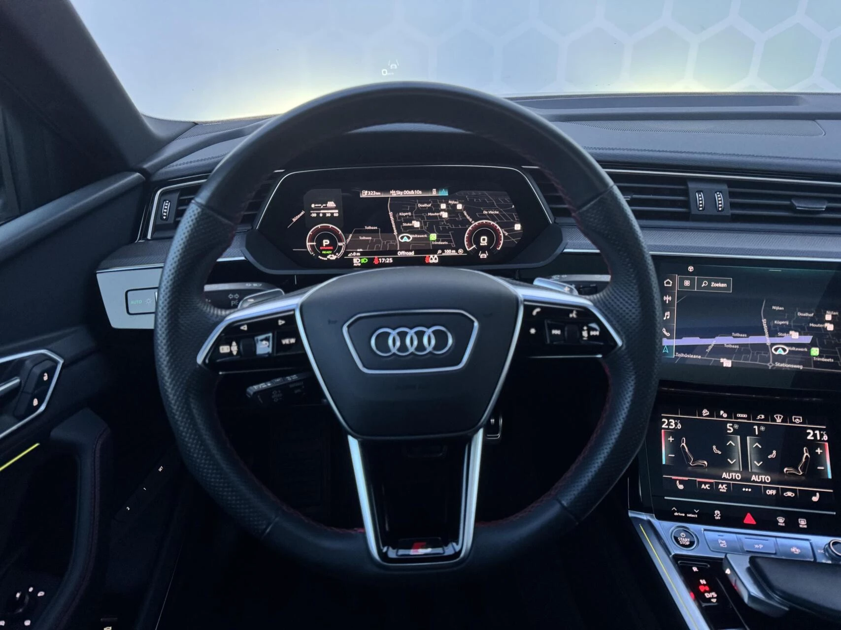 Hoofdafbeelding Audi Q8 e-tron