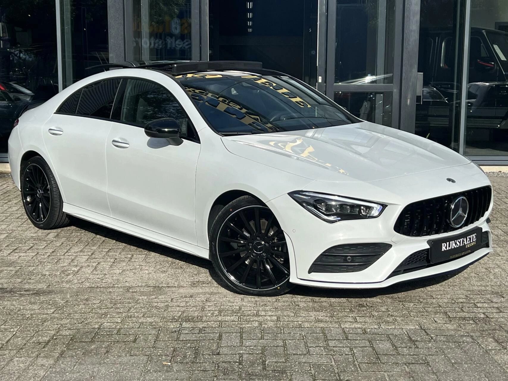 Hoofdafbeelding Mercedes-Benz CLA