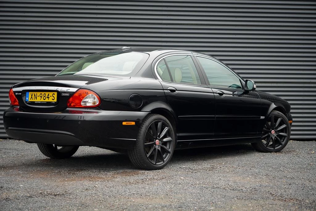 Hoofdafbeelding Jaguar X-Type