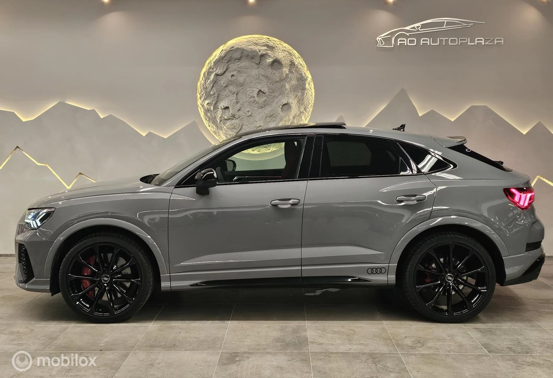 Hoofdafbeelding Audi RSQ3