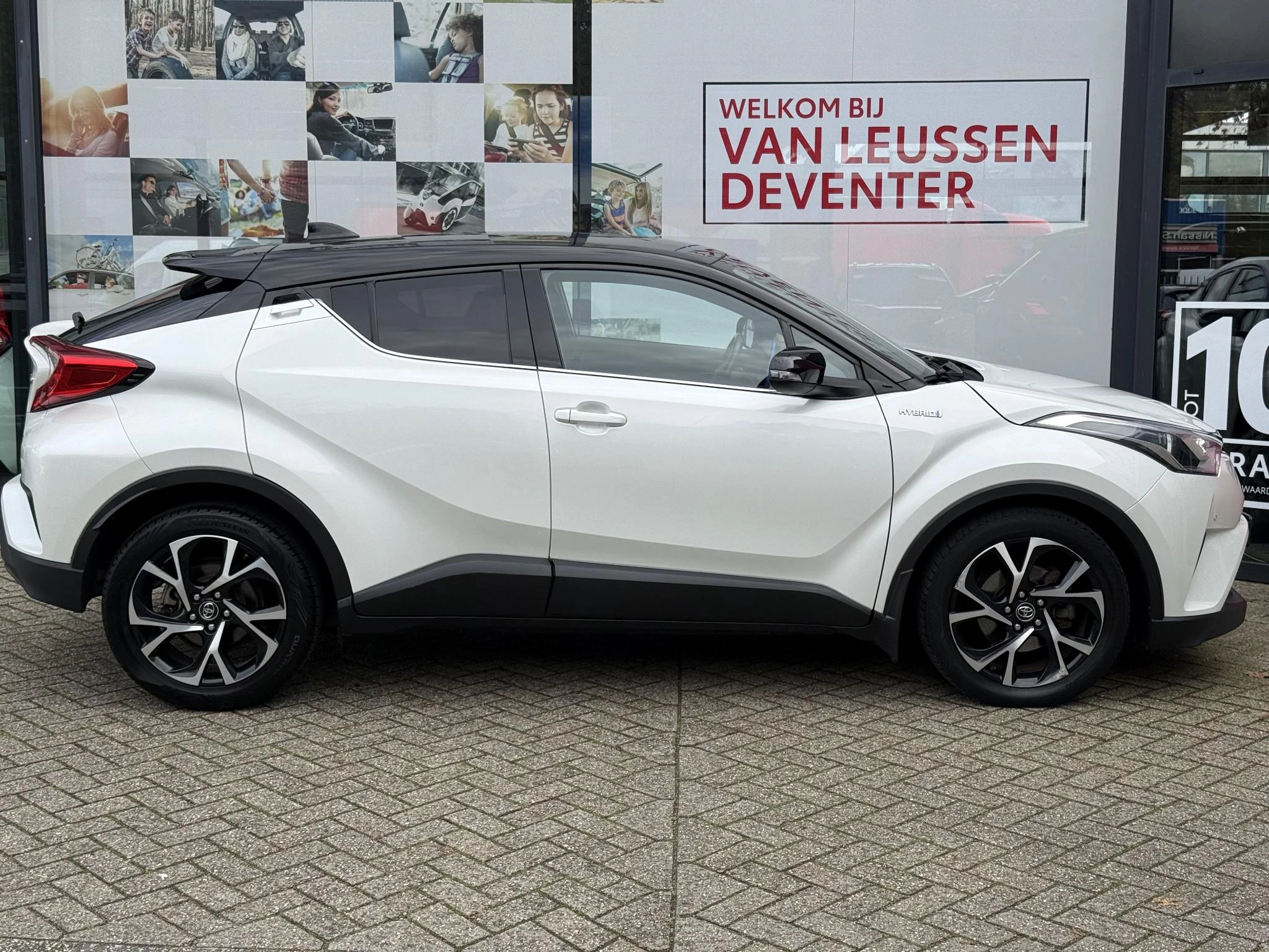 Hoofdafbeelding Toyota C-HR