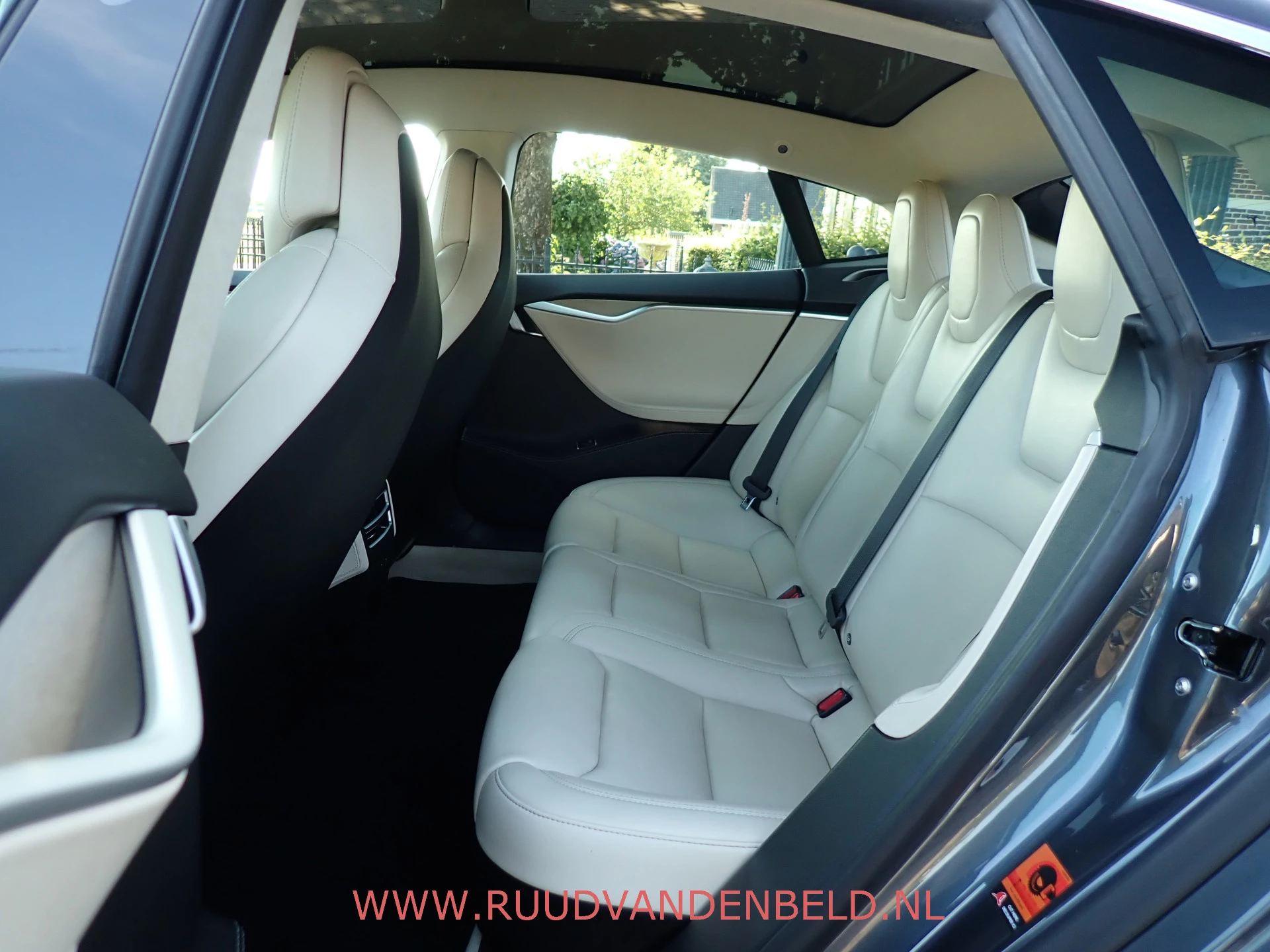 Hoofdafbeelding Tesla Model S
