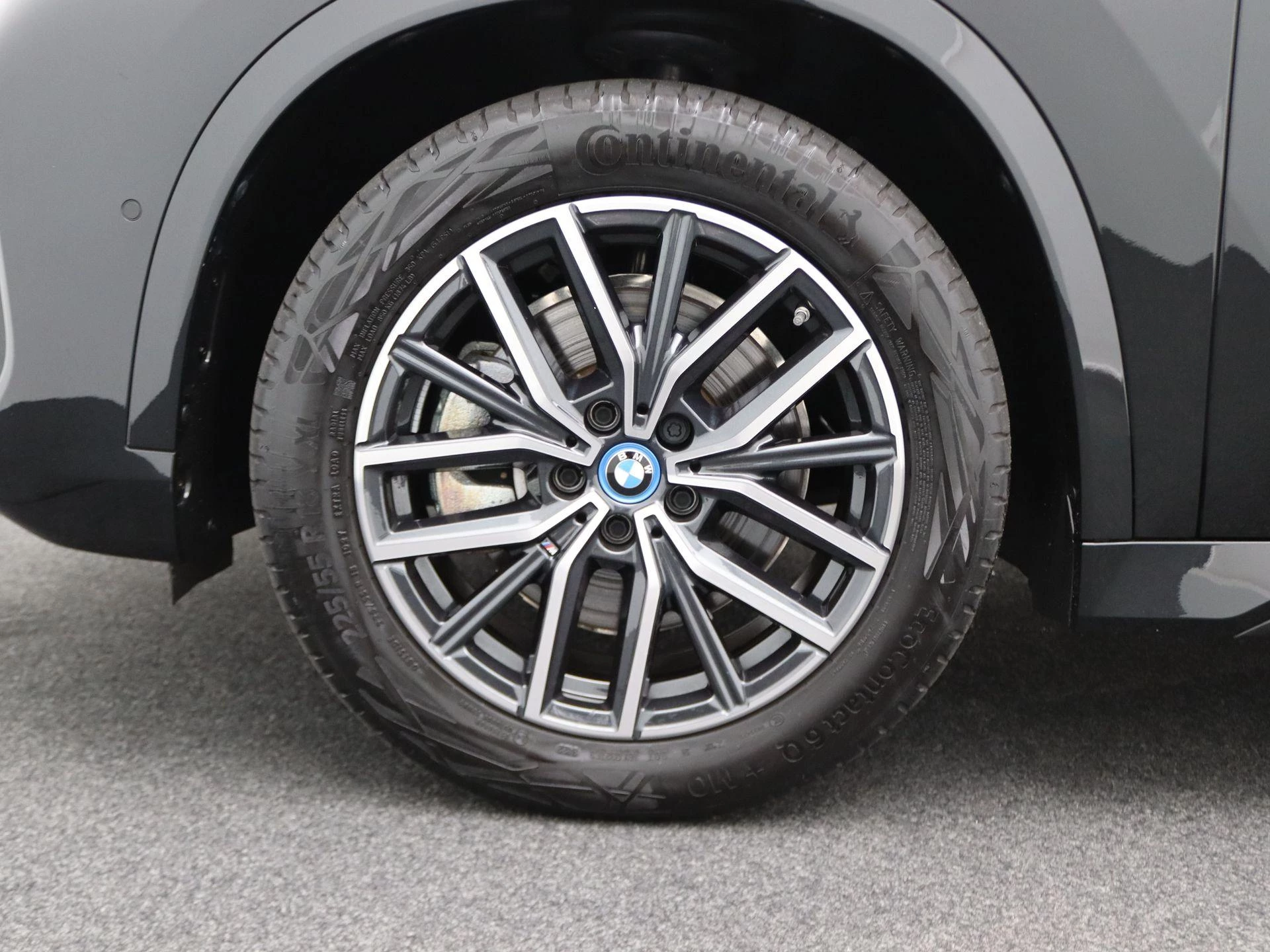 Hoofdafbeelding BMW iX1