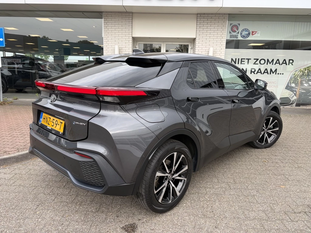 Hoofdafbeelding Toyota C-HR